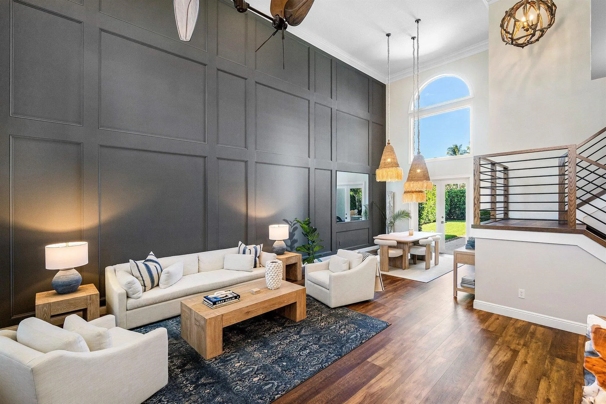 8911 Rockridge Glen Cove