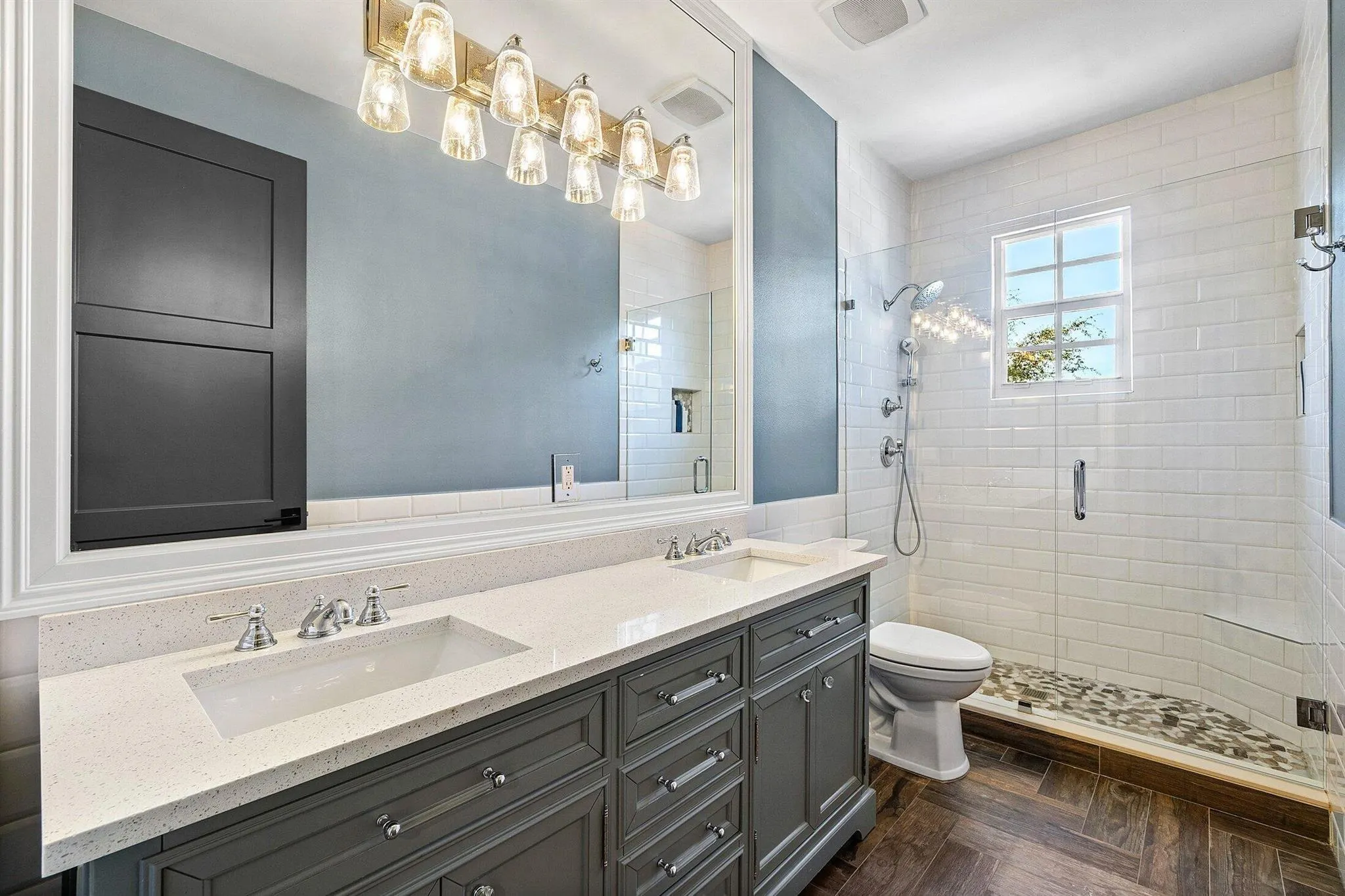 8911 Rockridge Glen Cove