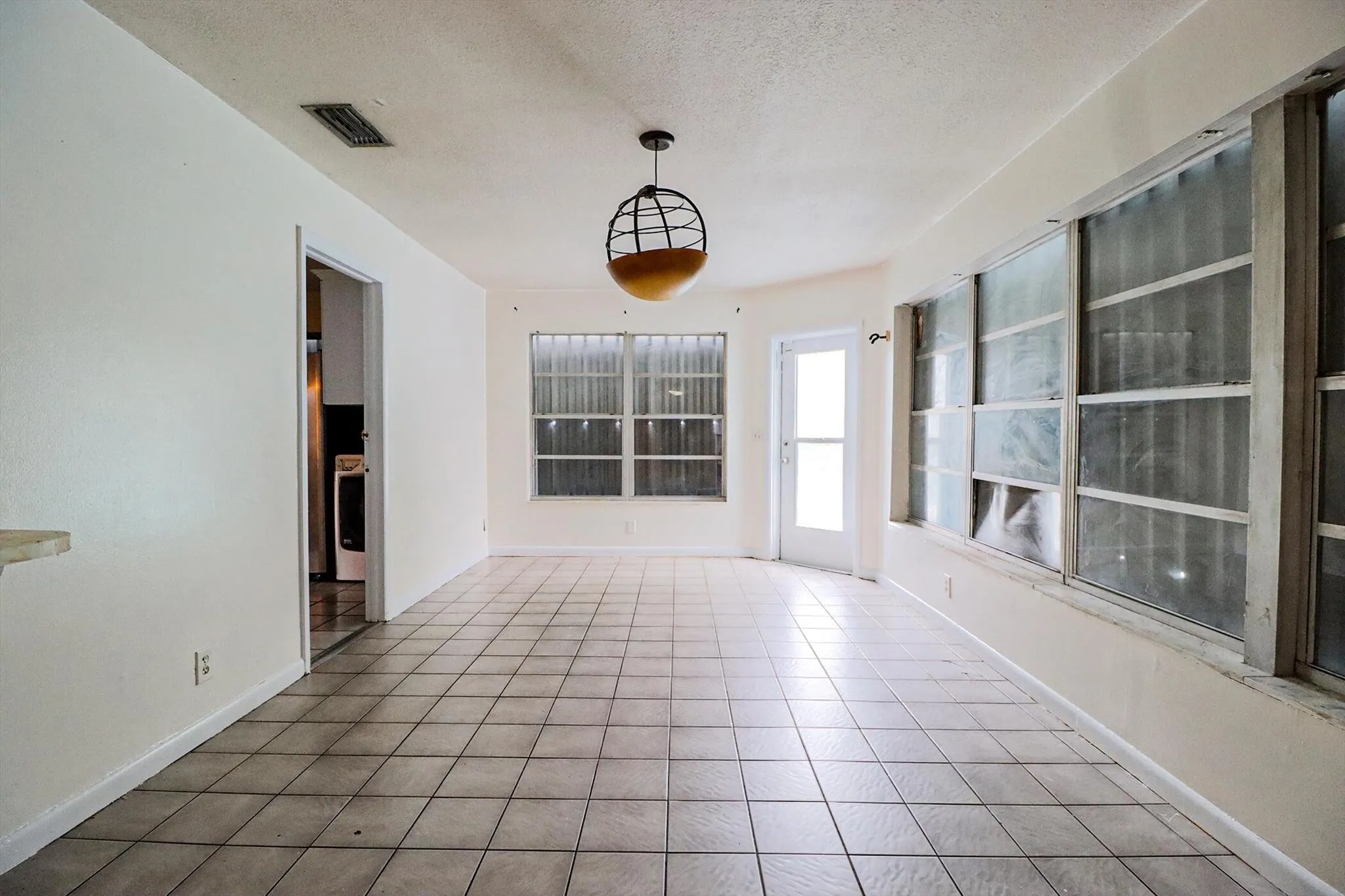 518 Linnet Circle