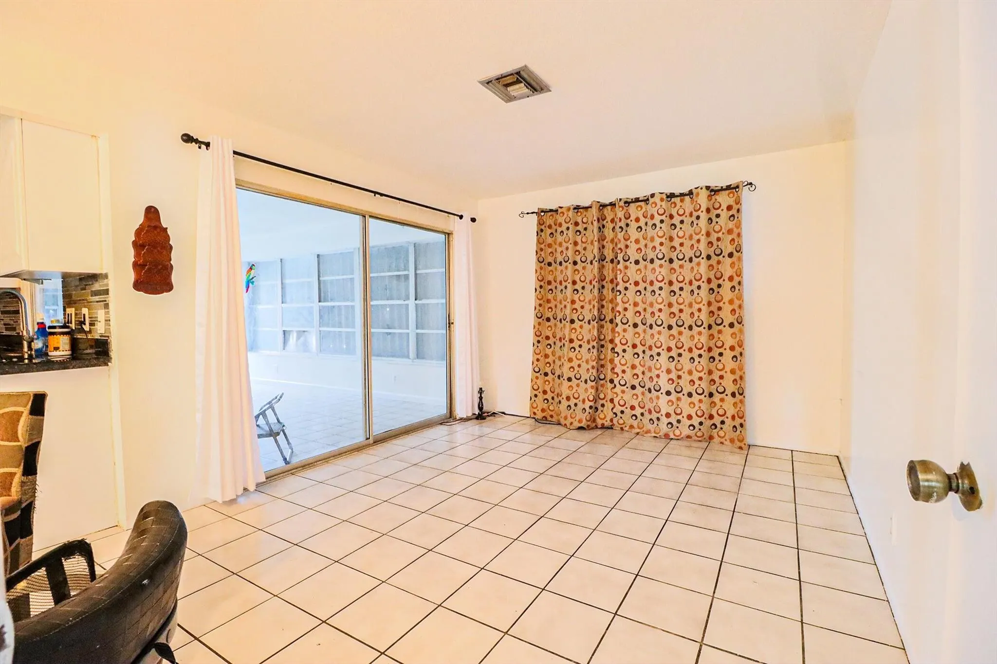 518 Linnet Circle