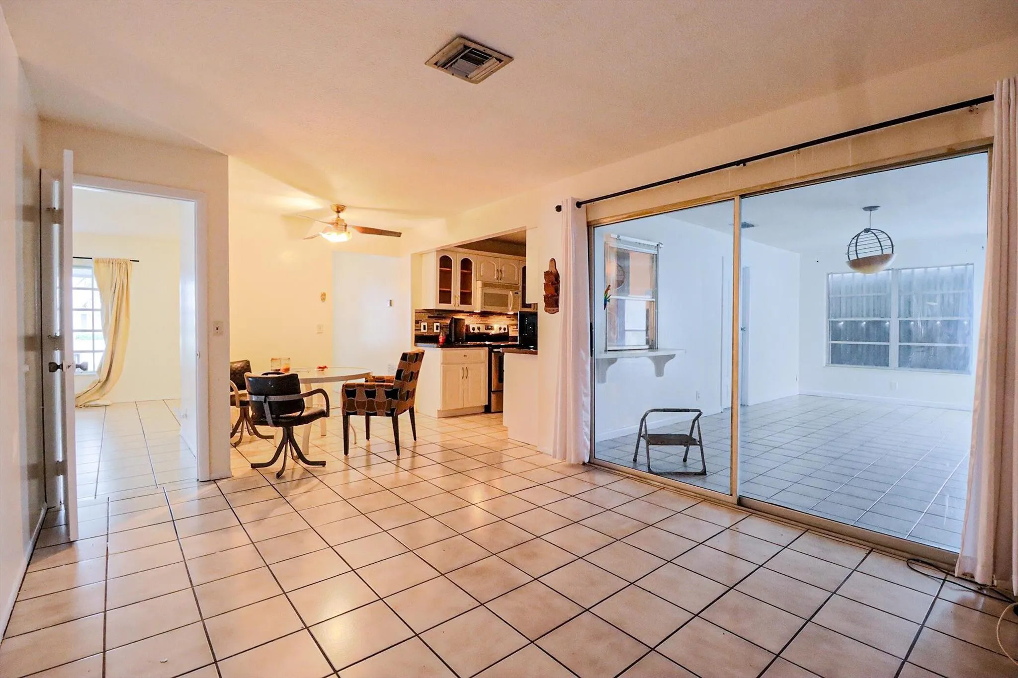 518 Linnet Circle