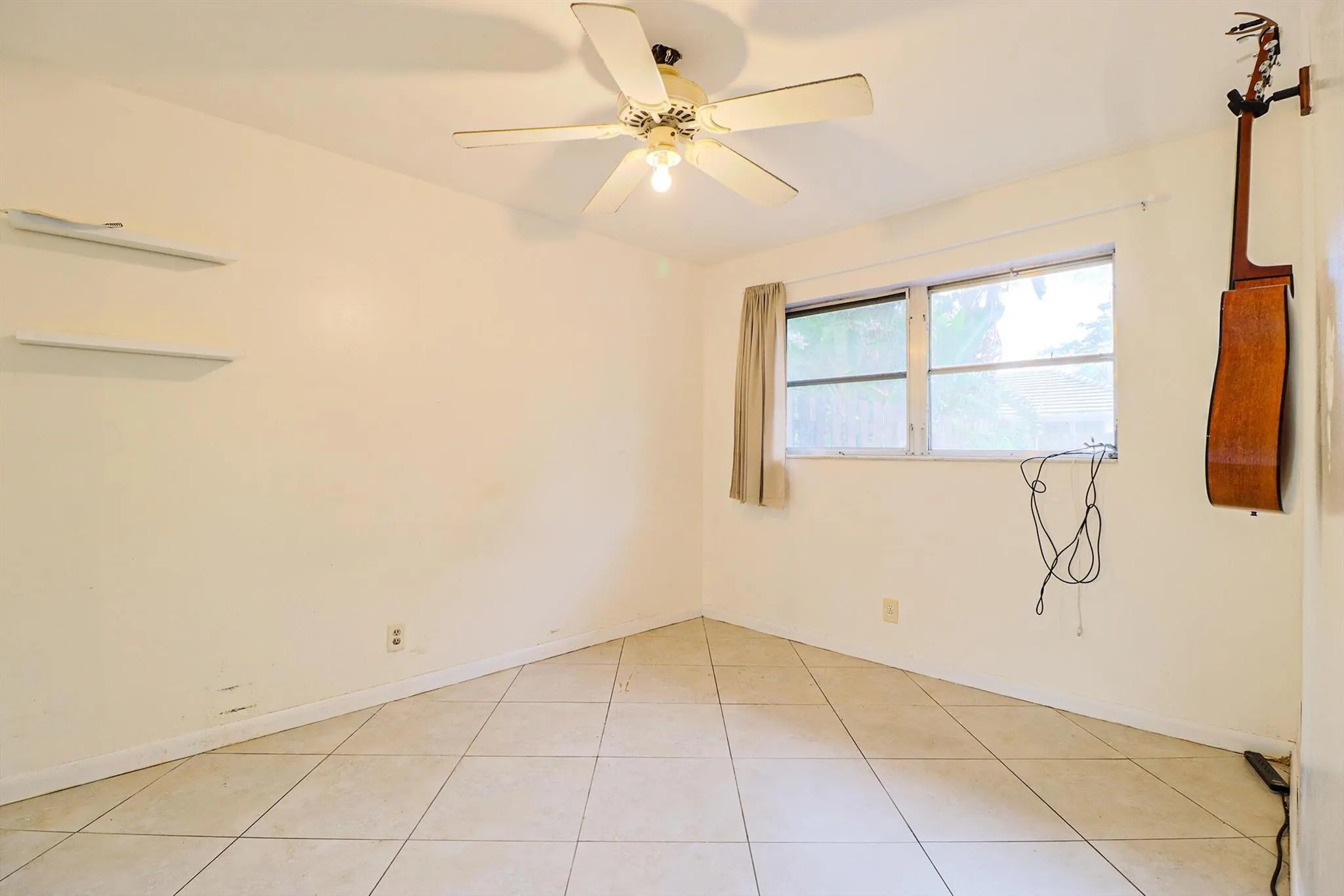 518 Linnet Circle