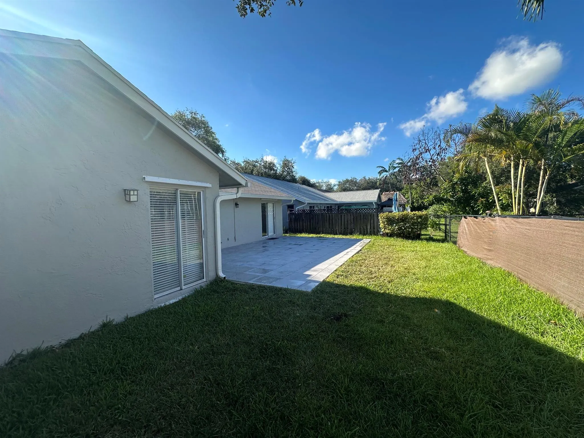 5810 NW 37th Avenue