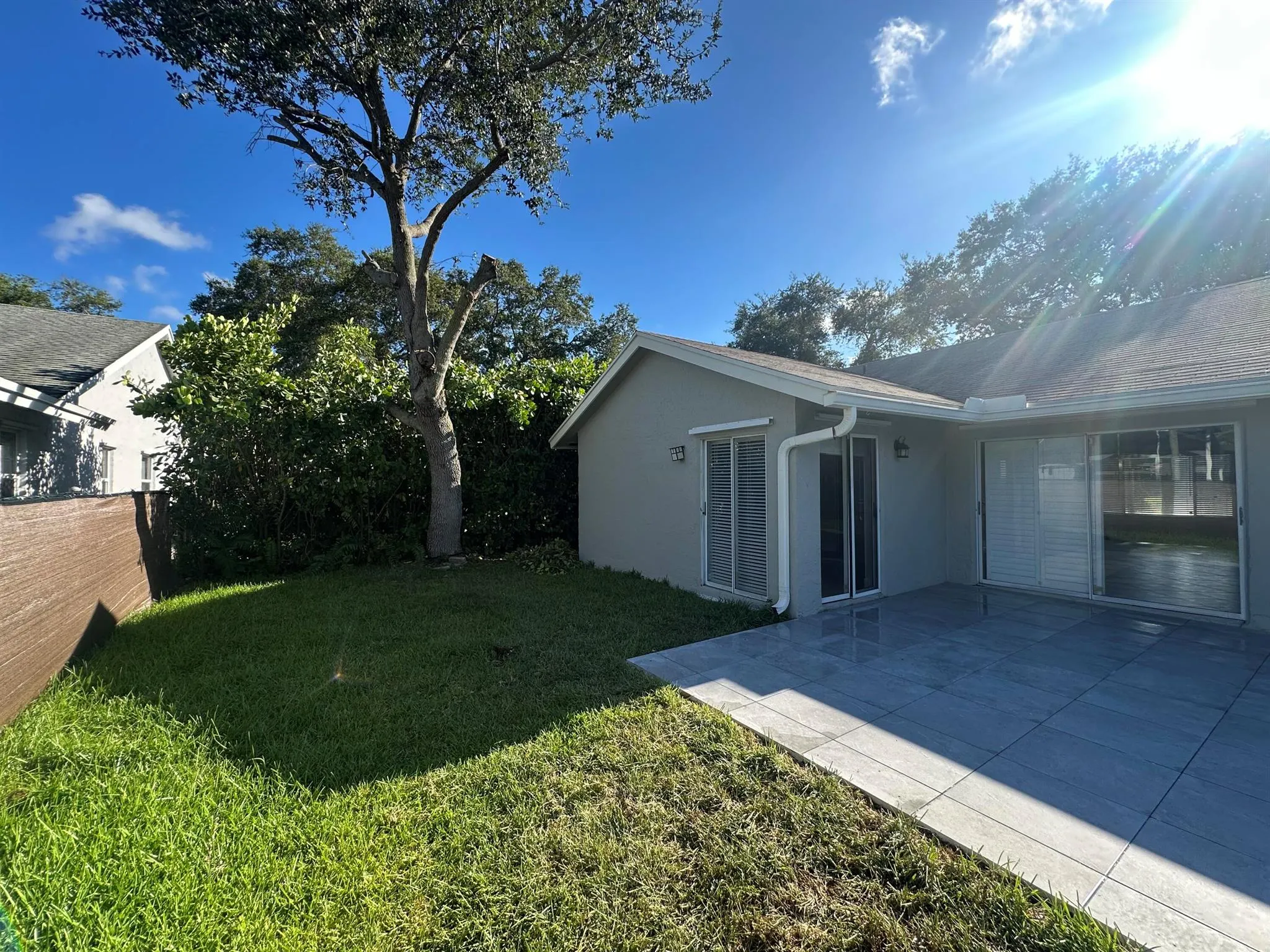 5810 NW 37th Avenue