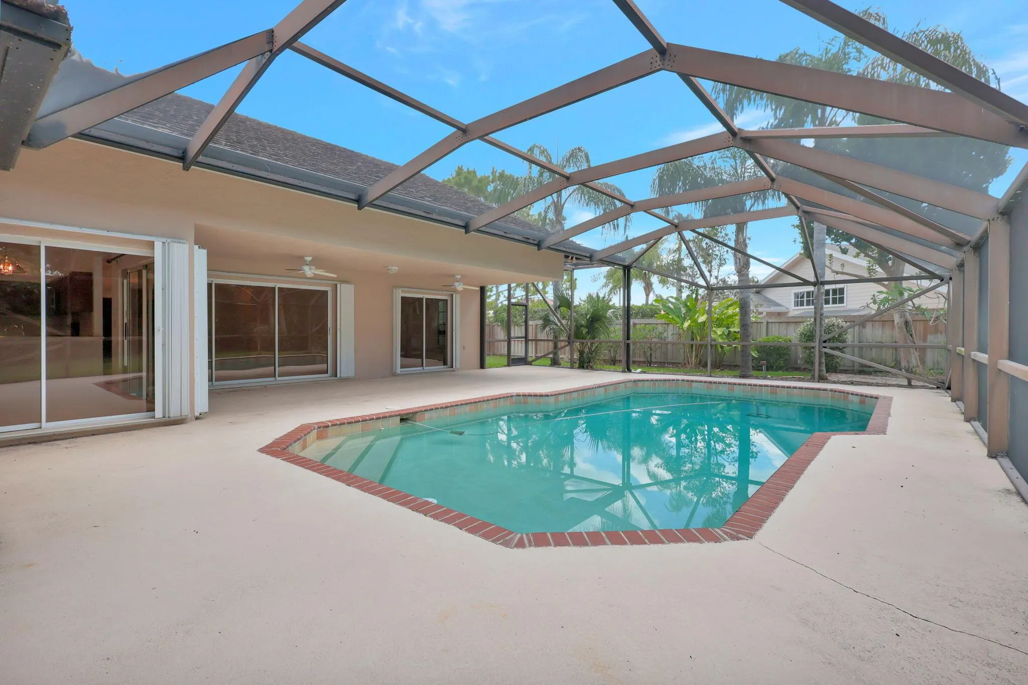 1819 Staimford Circle