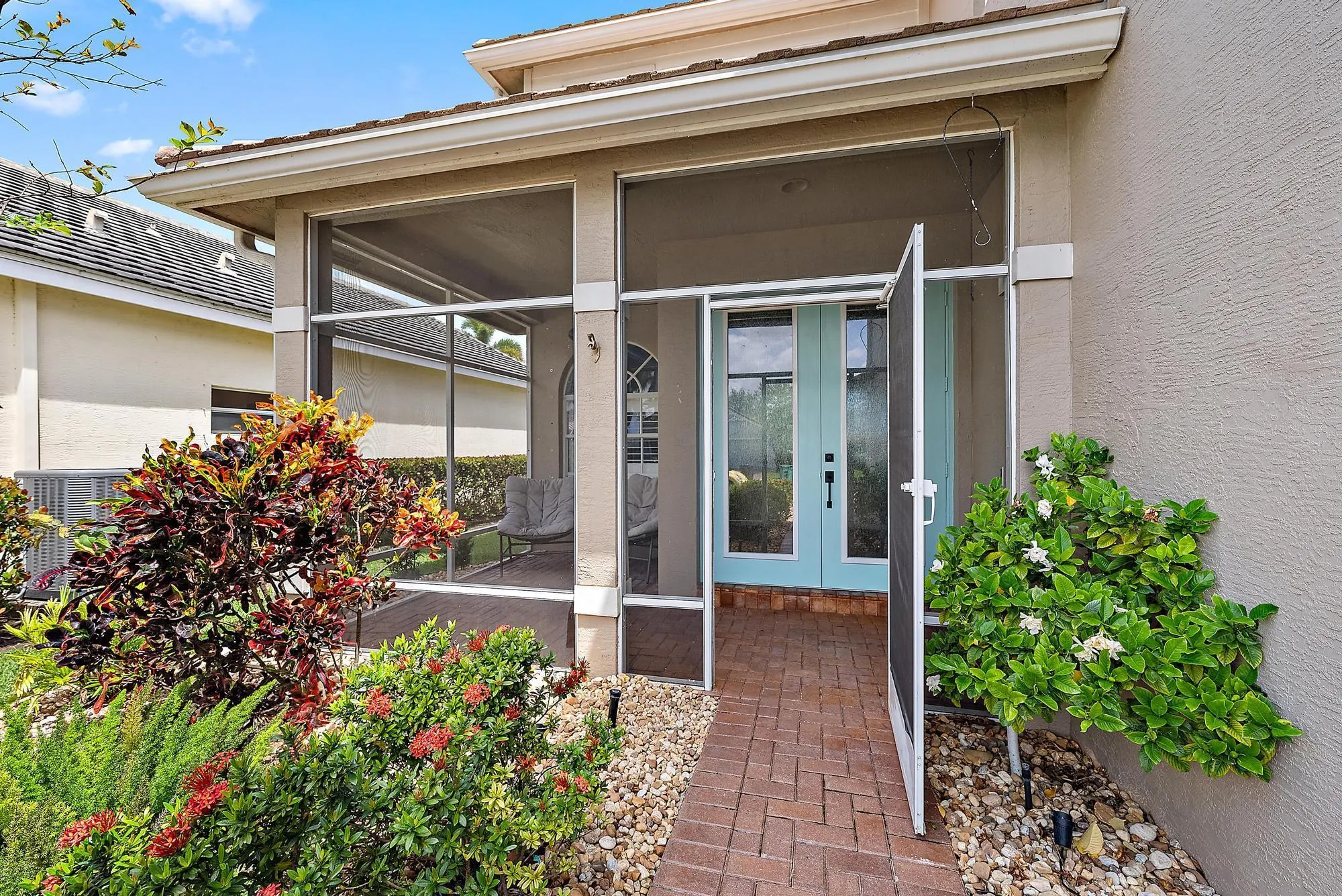 11534 SW Glengarry Court