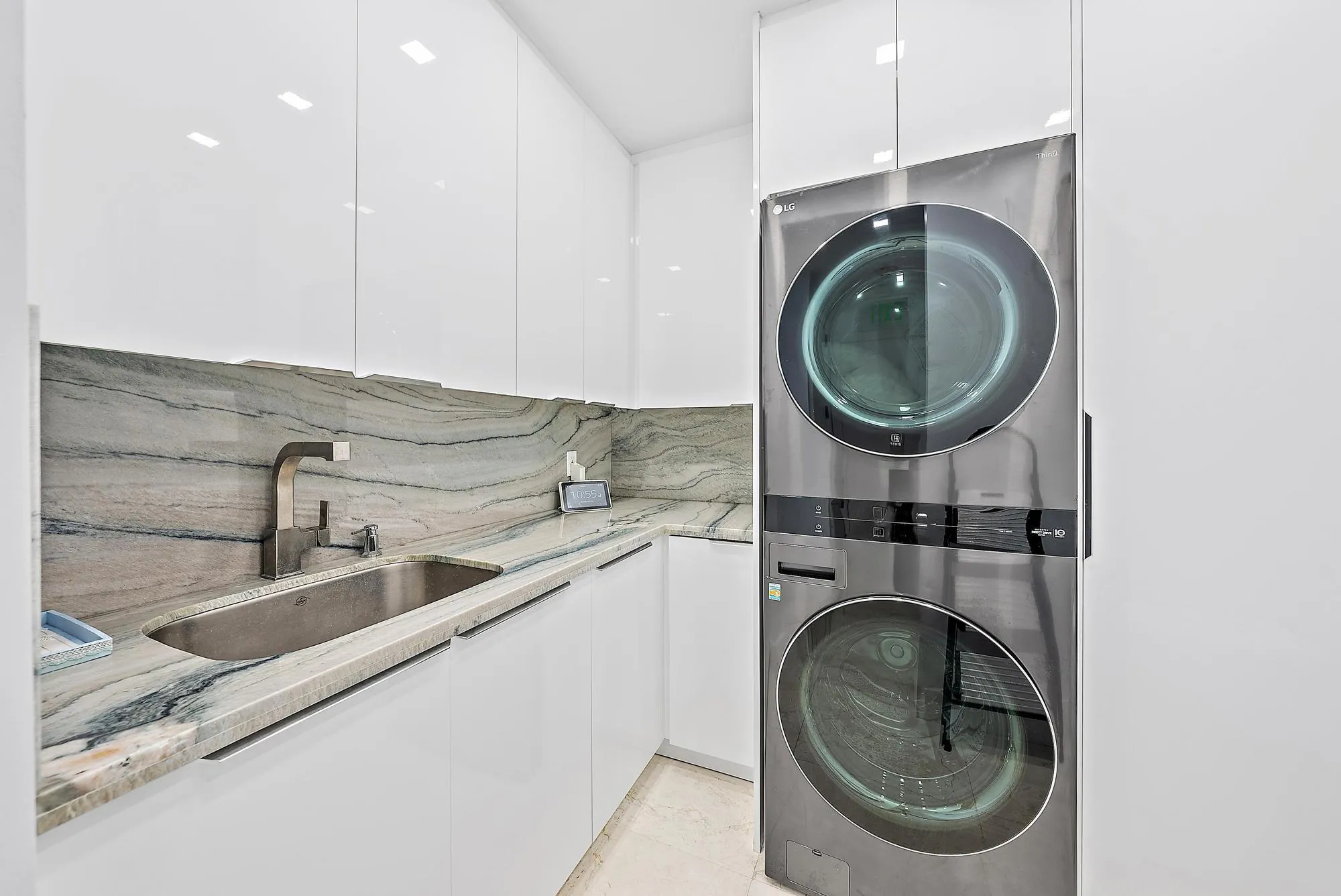 2070 N Ocean Boulevard, #Ph4