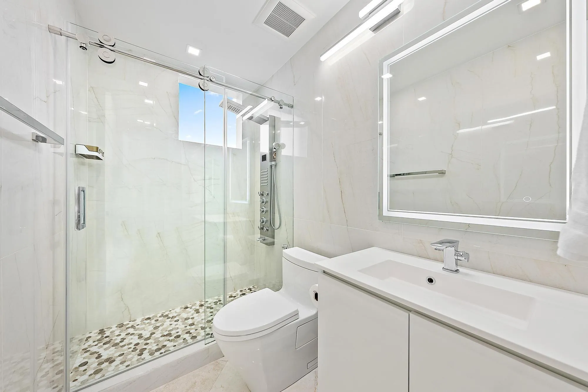 2070 N Ocean Boulevard, #Ph4