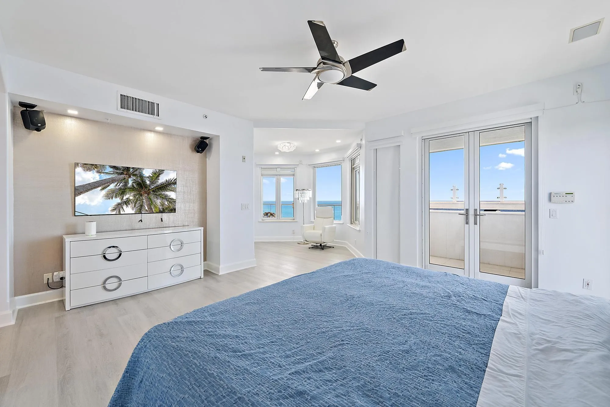 2070 N Ocean Boulevard, #Ph4