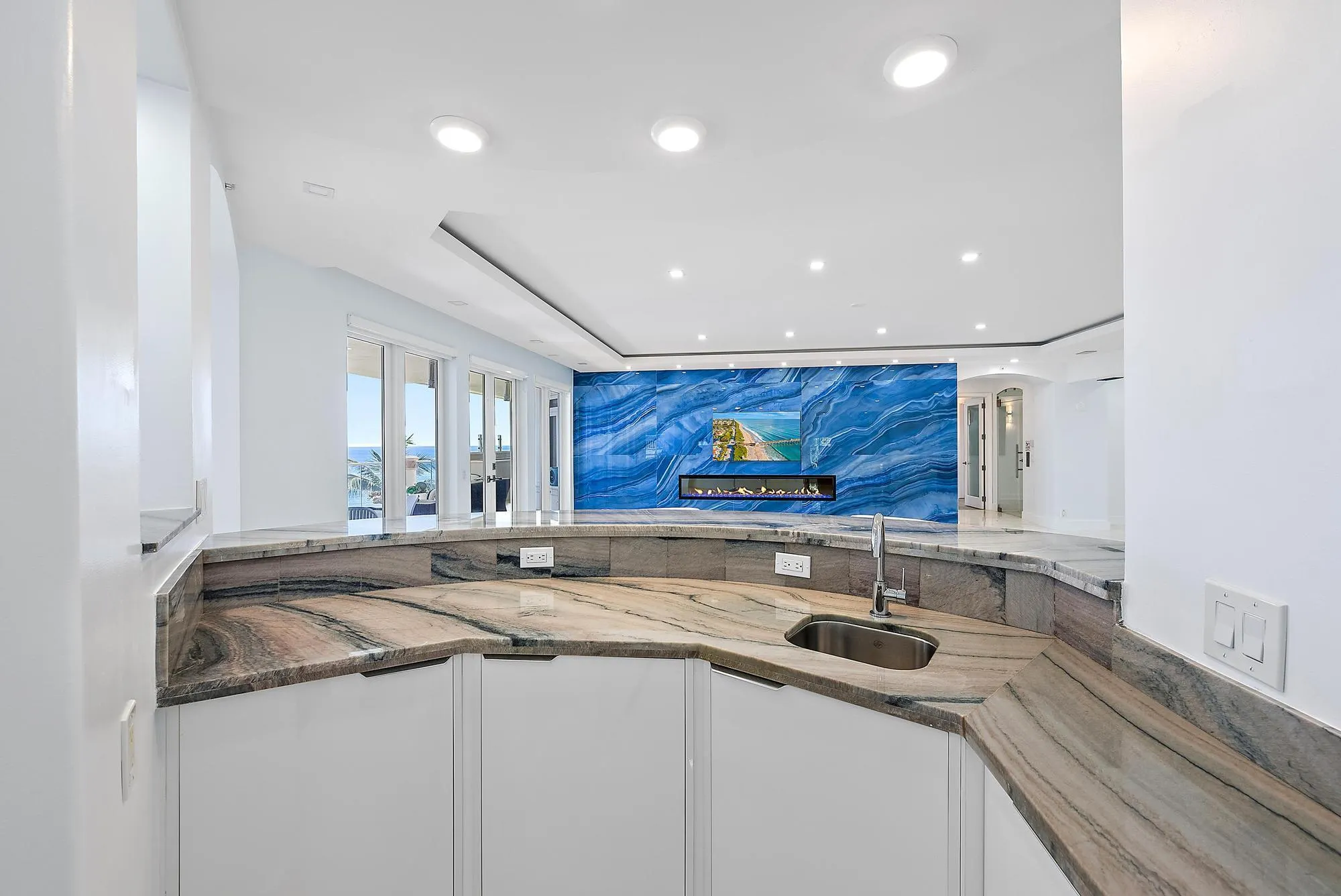 2070 N Ocean Boulevard, #Ph4