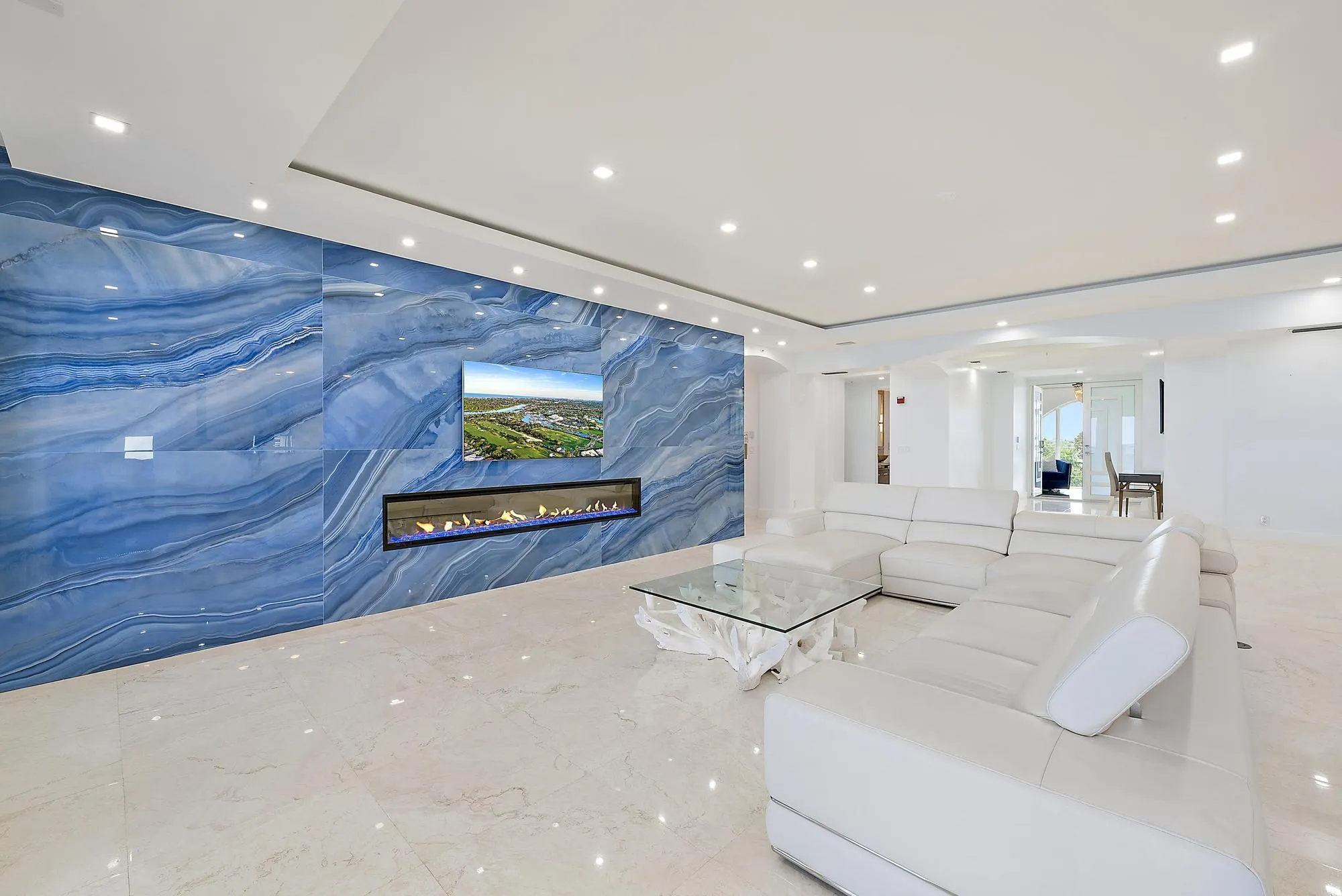 2070 N Ocean Boulevard, #Ph4