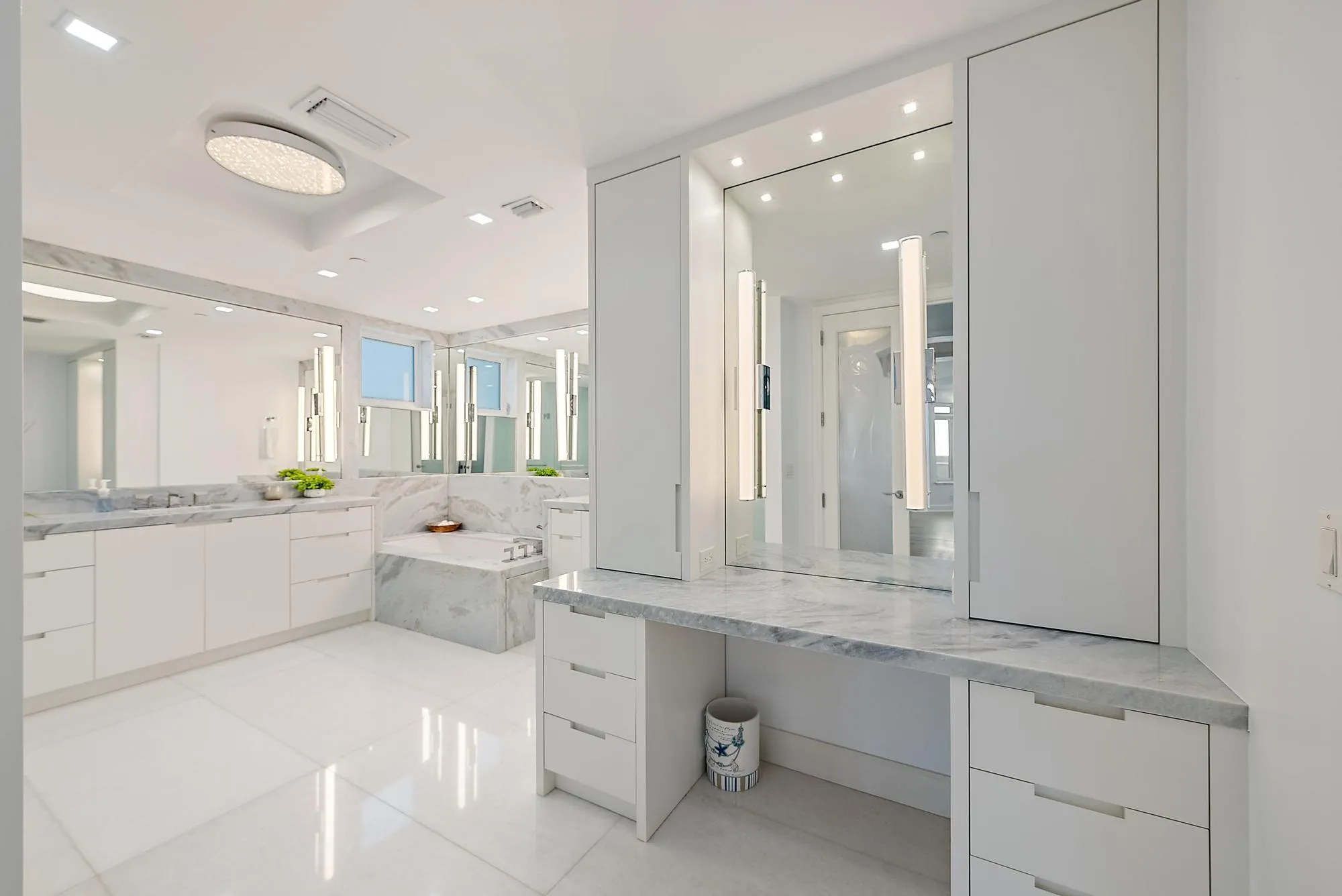 2070 N Ocean Boulevard, #Ph4