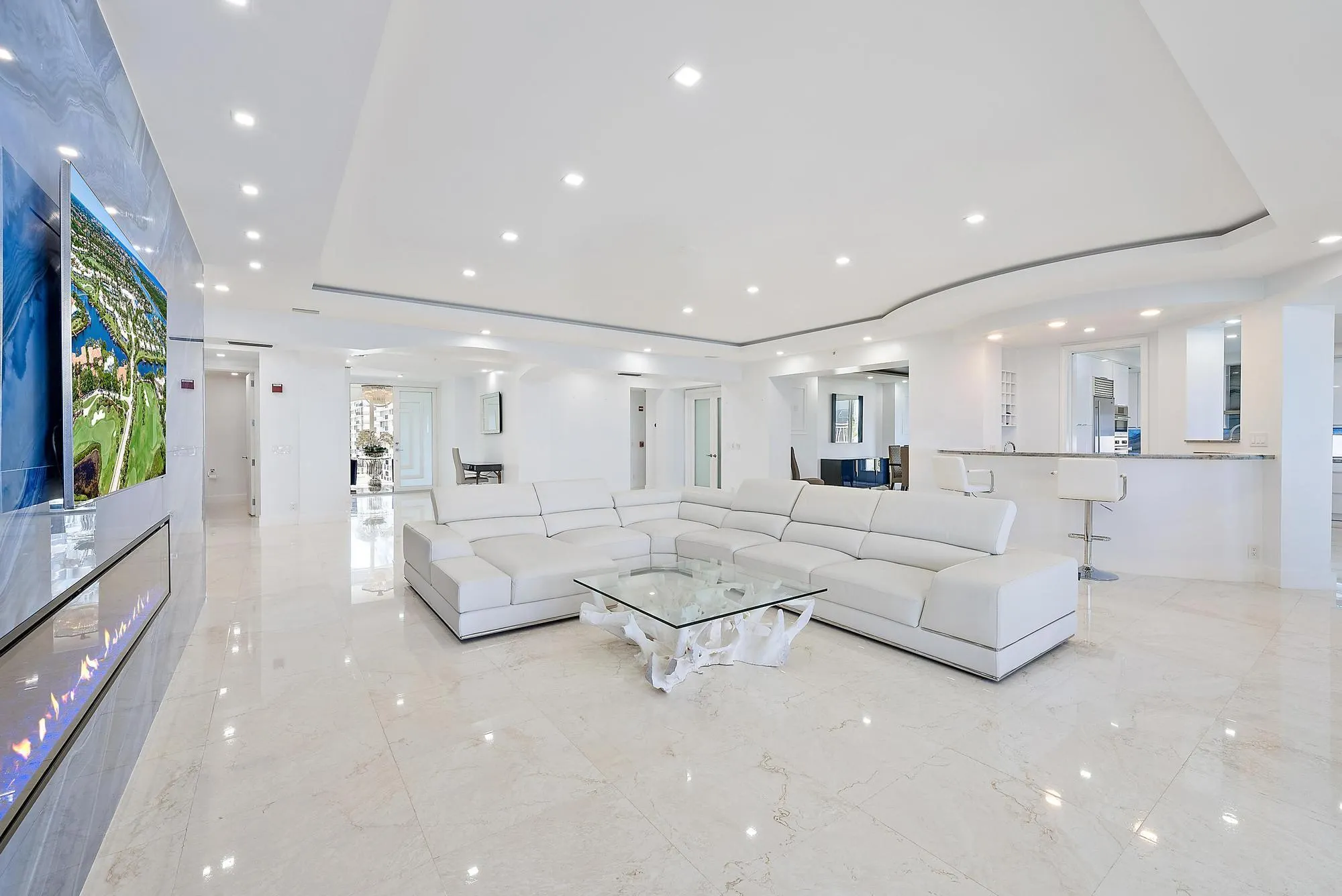 2070 N Ocean Boulevard, #Ph4