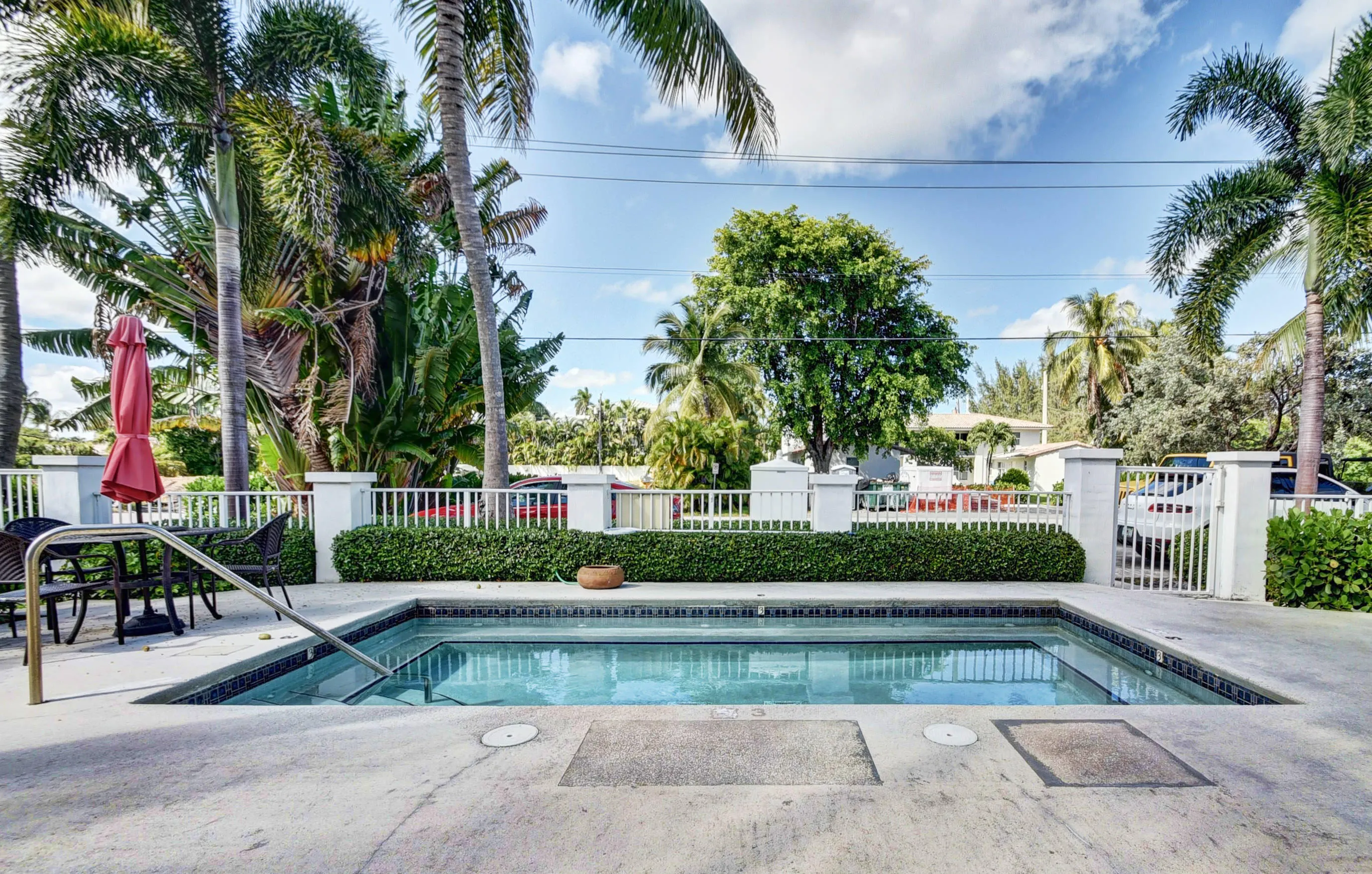 1020 Casuarina Road, #0010
