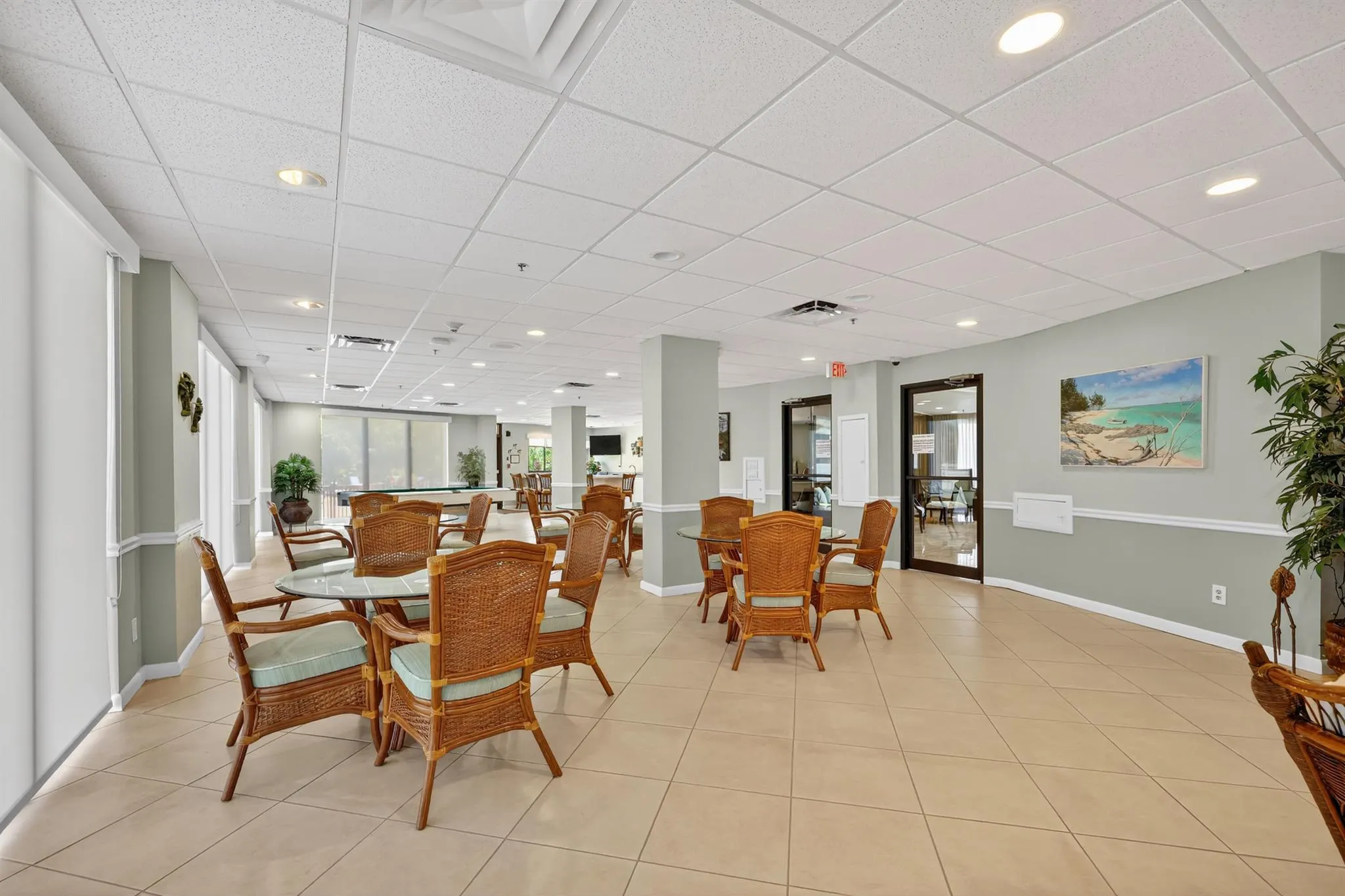 801 S Ocean Drive, #910