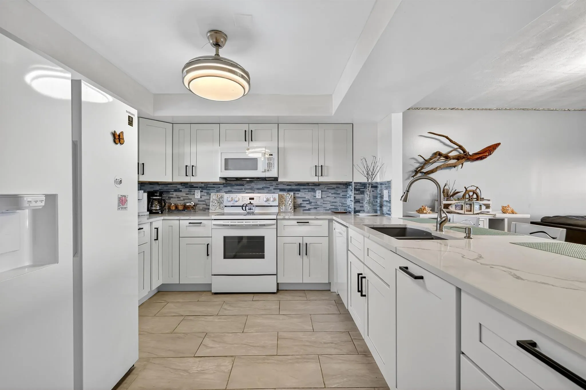 801 S Ocean Drive, #910