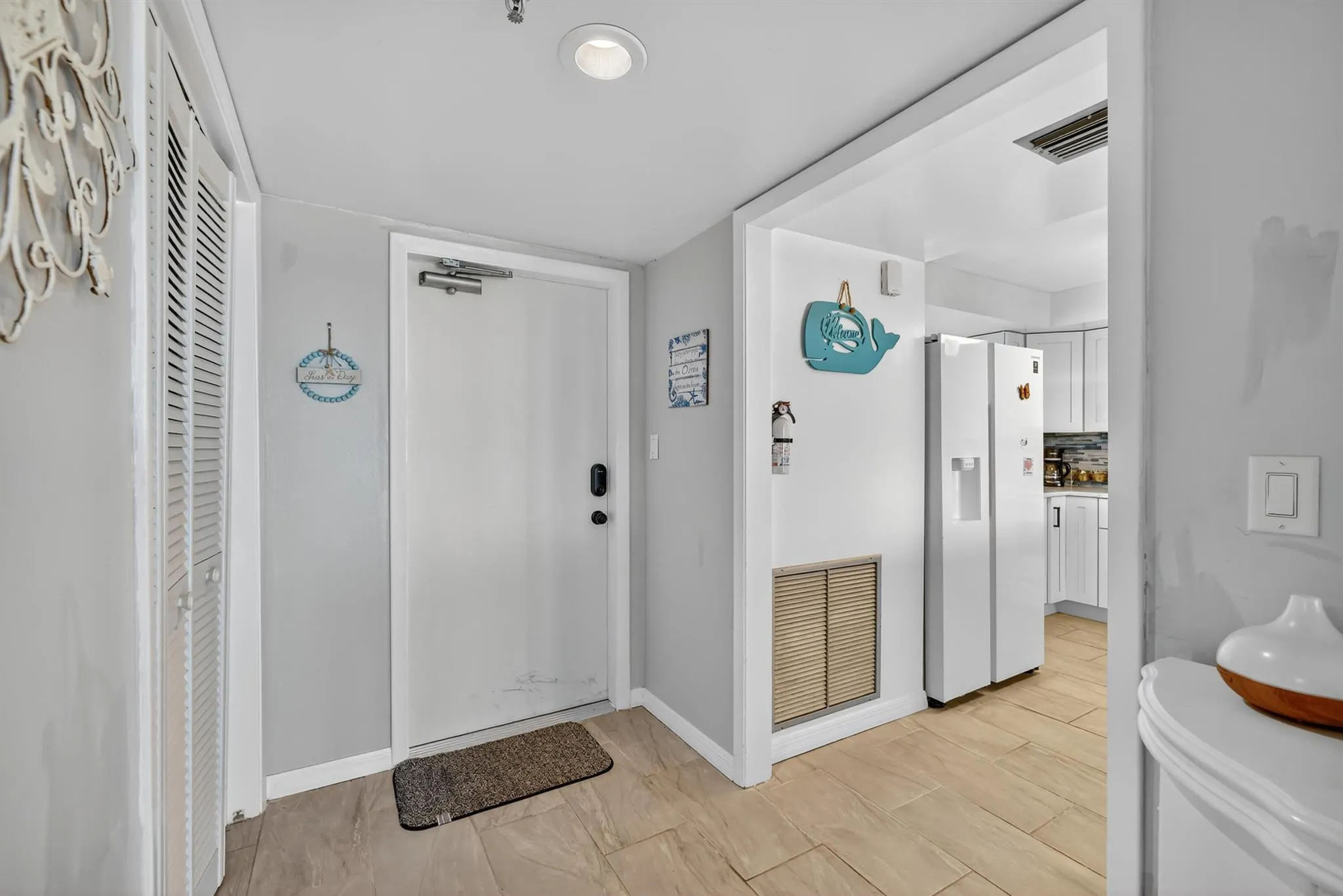 801 S Ocean Drive, #910