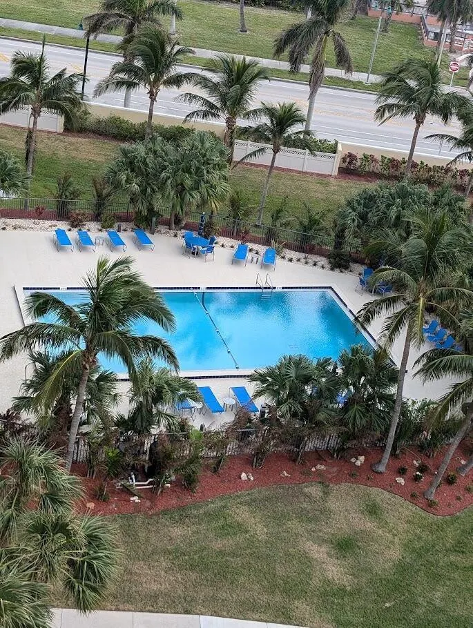 801 S Ocean Drive, #910
