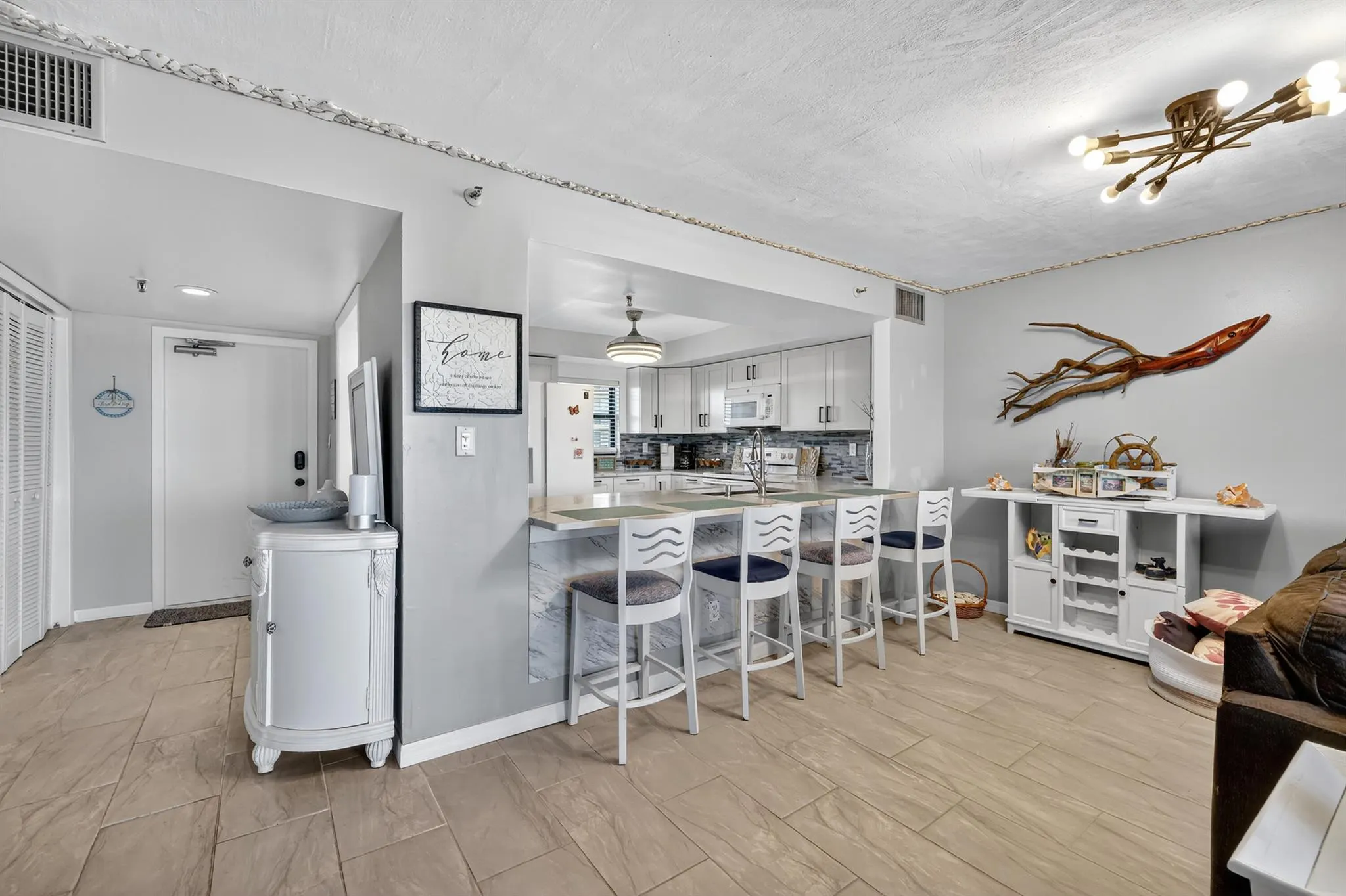 801 S Ocean Drive, #910