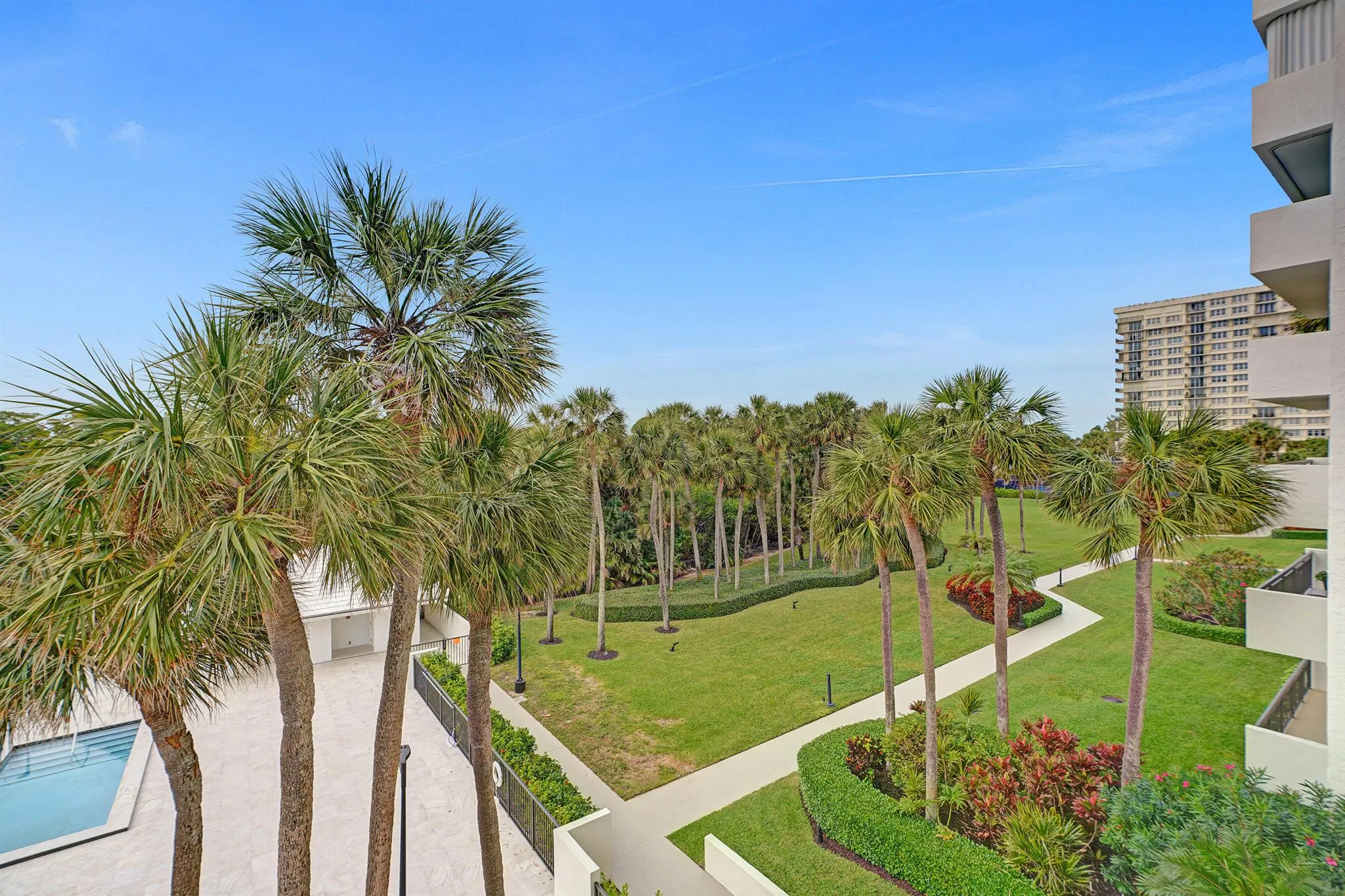2001 N Ocean Boulevard, #305