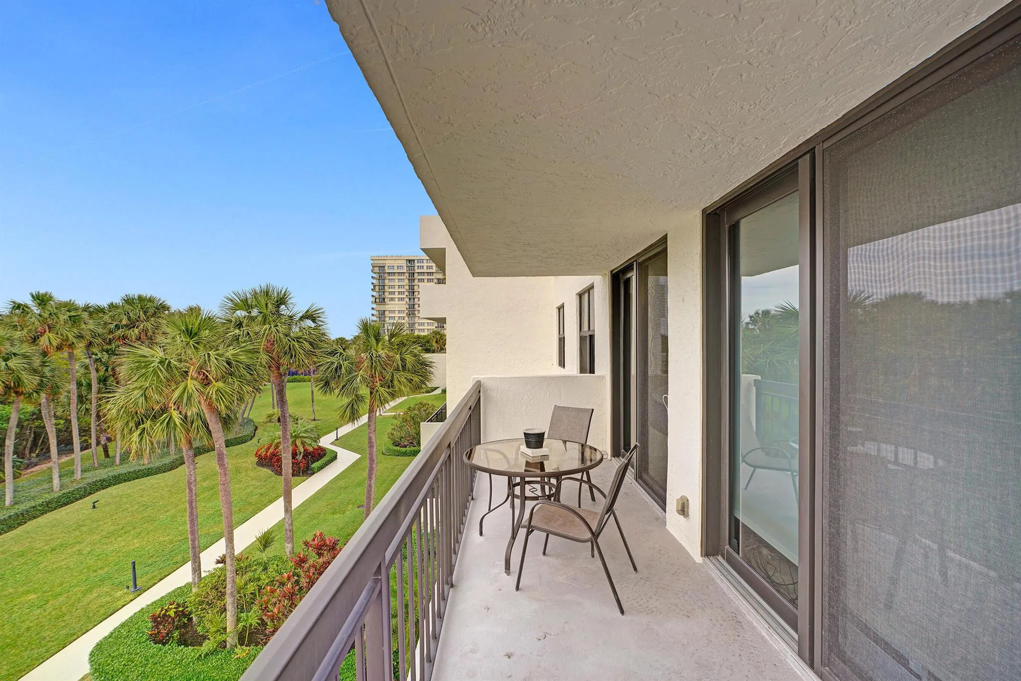 2001 N Ocean Boulevard, #305