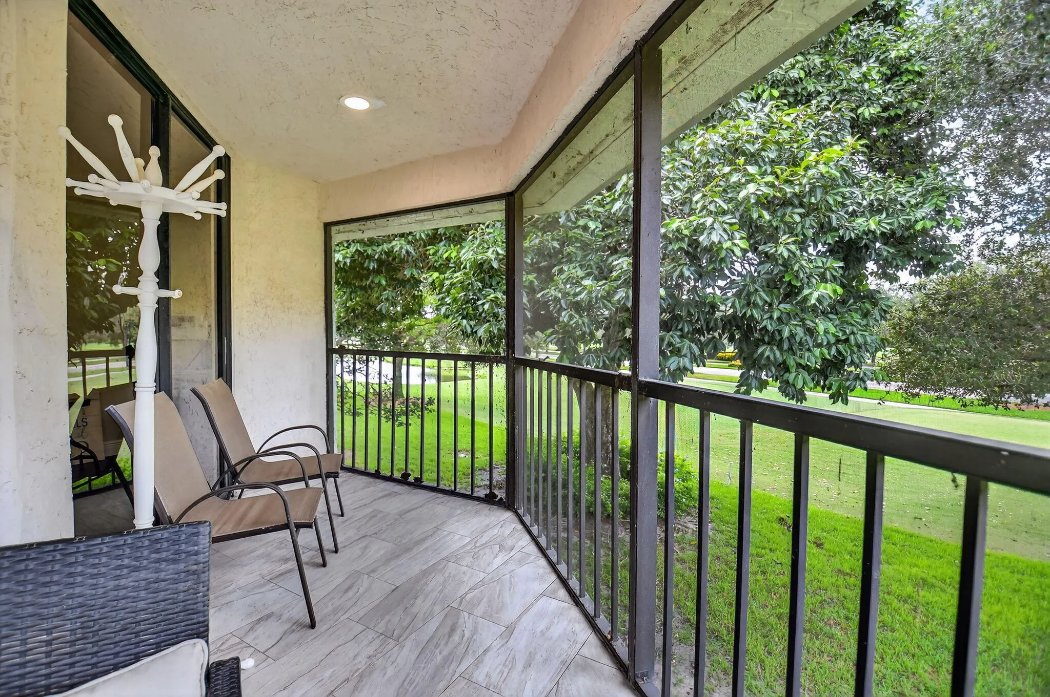 15307 Strathearn Drive, #11204