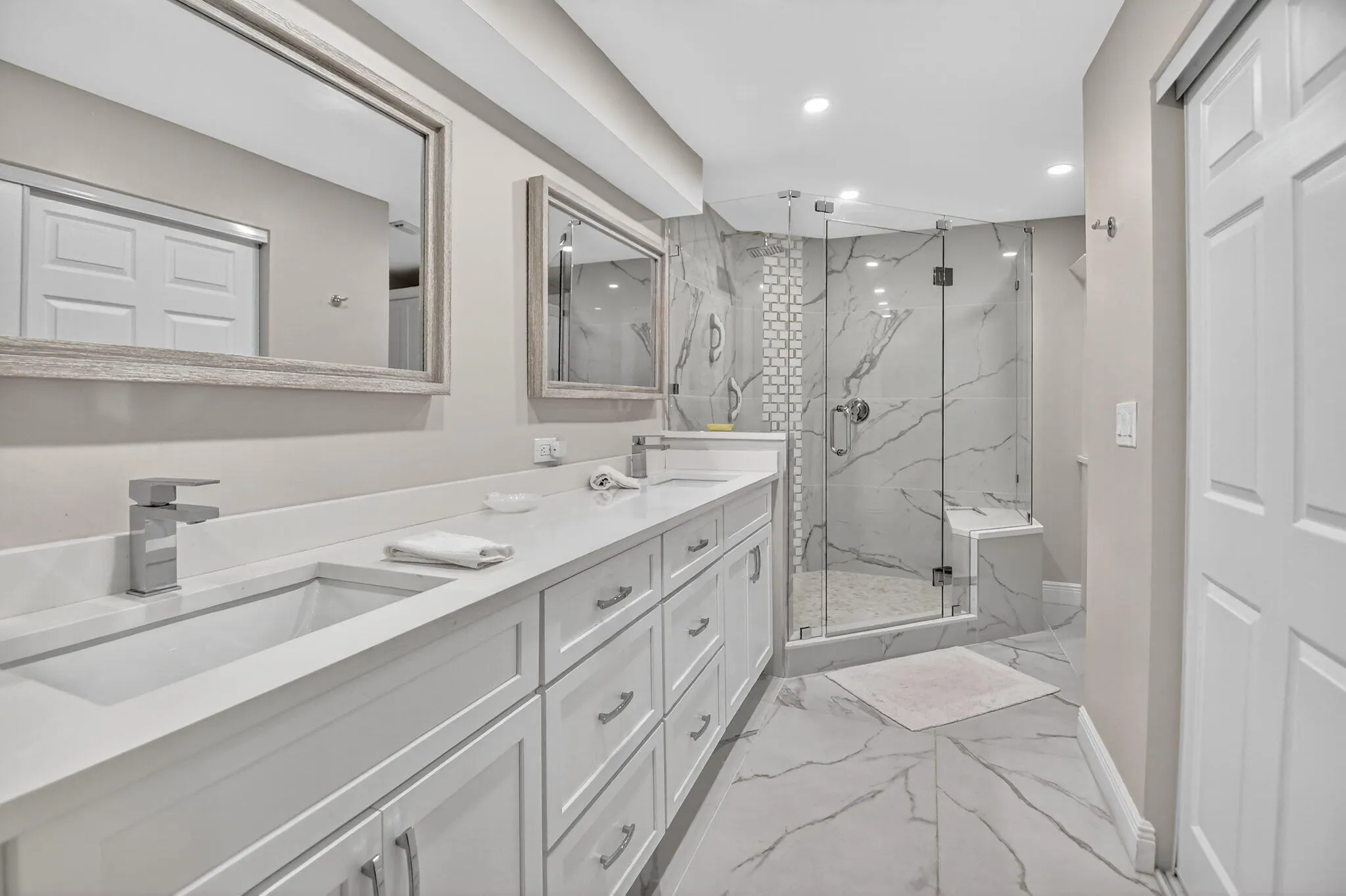 15307 Strathearn Drive, #11204
