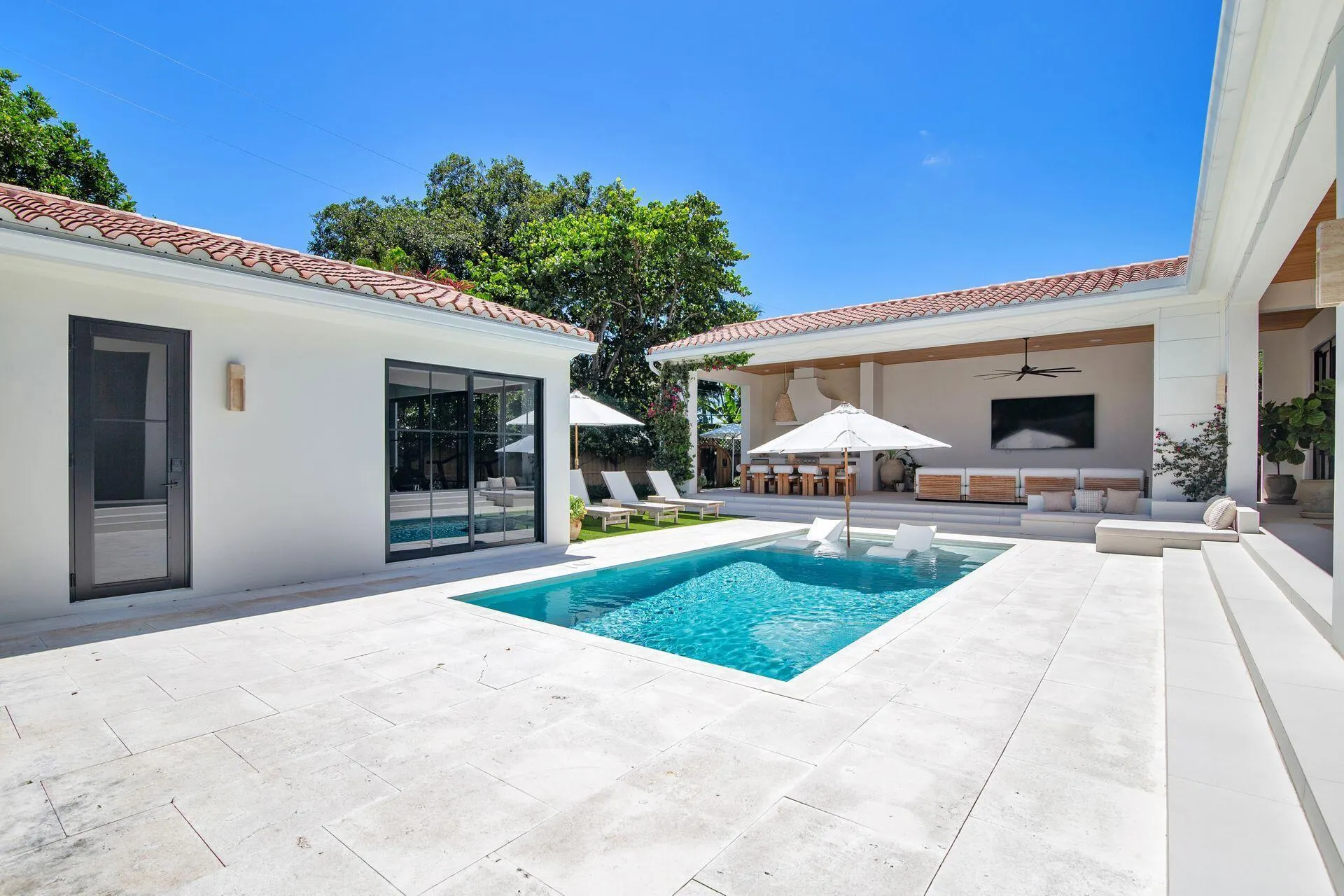 370 Ellamar Road