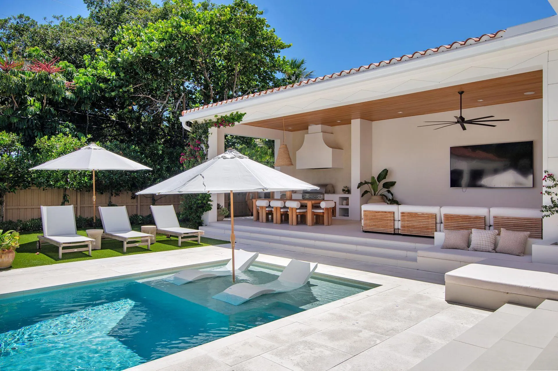 370 Ellamar Road