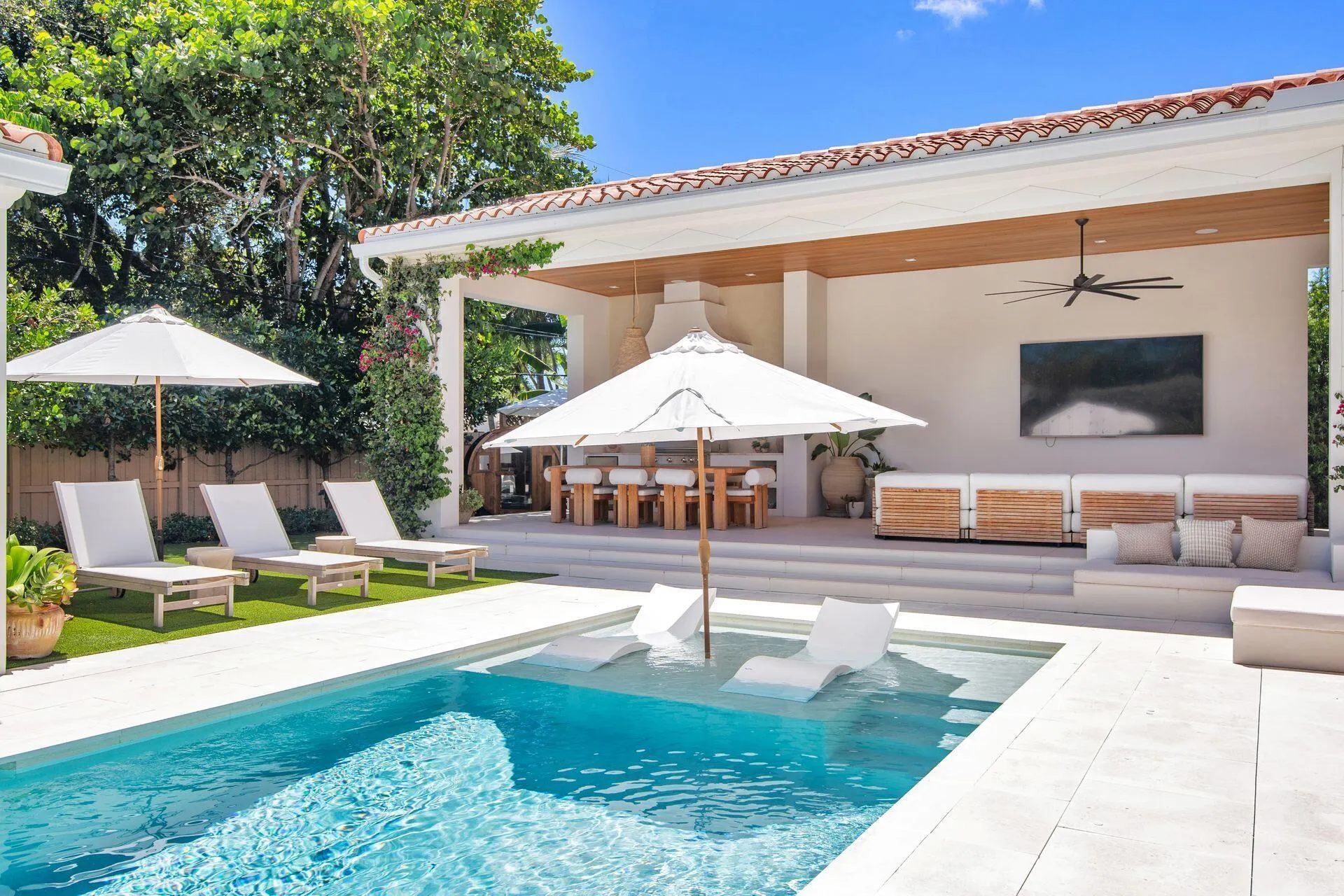 370 Ellamar Road
