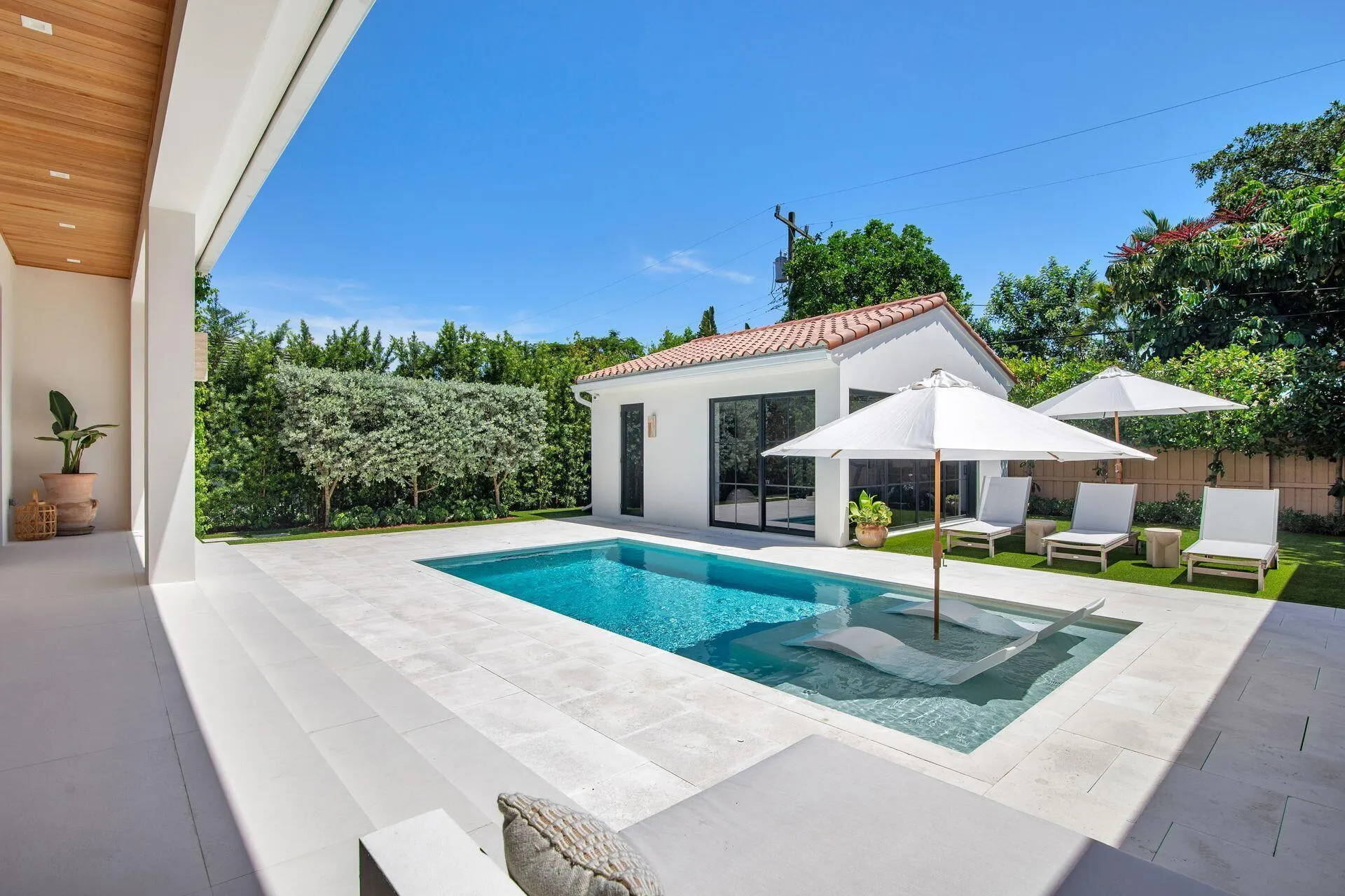 370 Ellamar Road