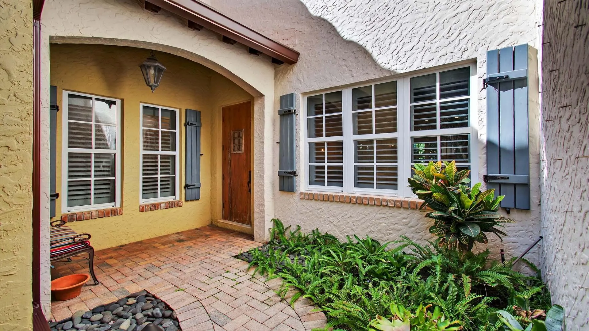 1028 Coralina Lane
