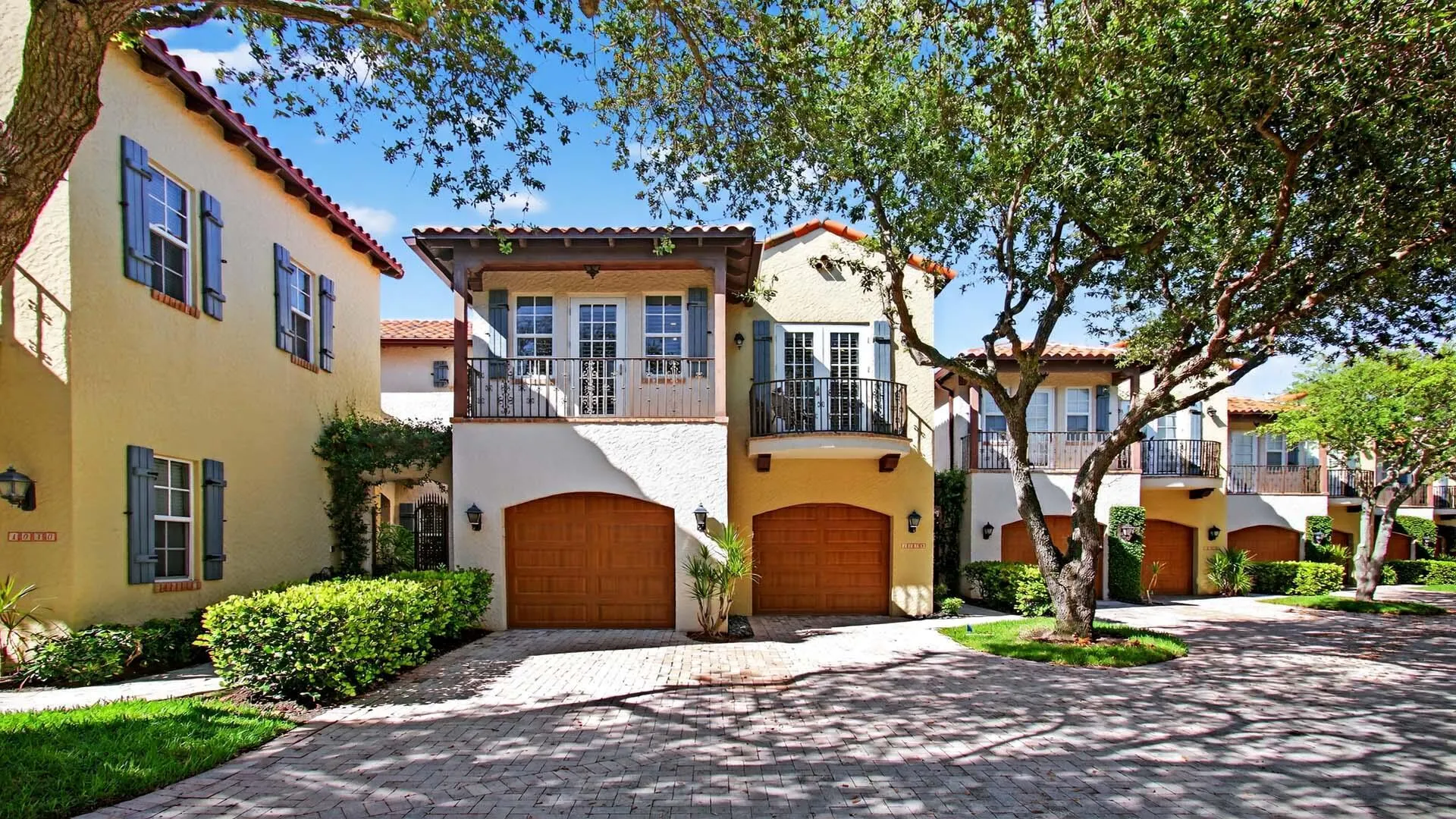 1028 Coralina Lane