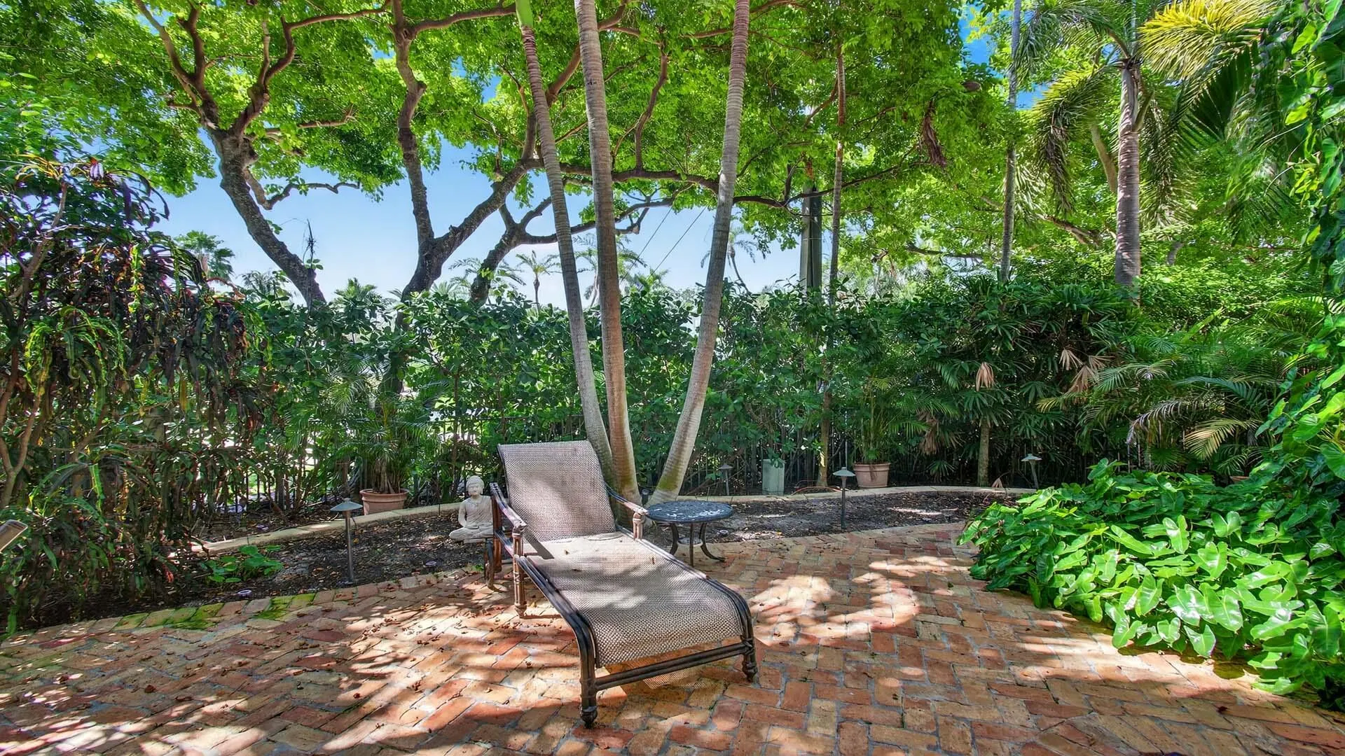 1028 Coralina Lane