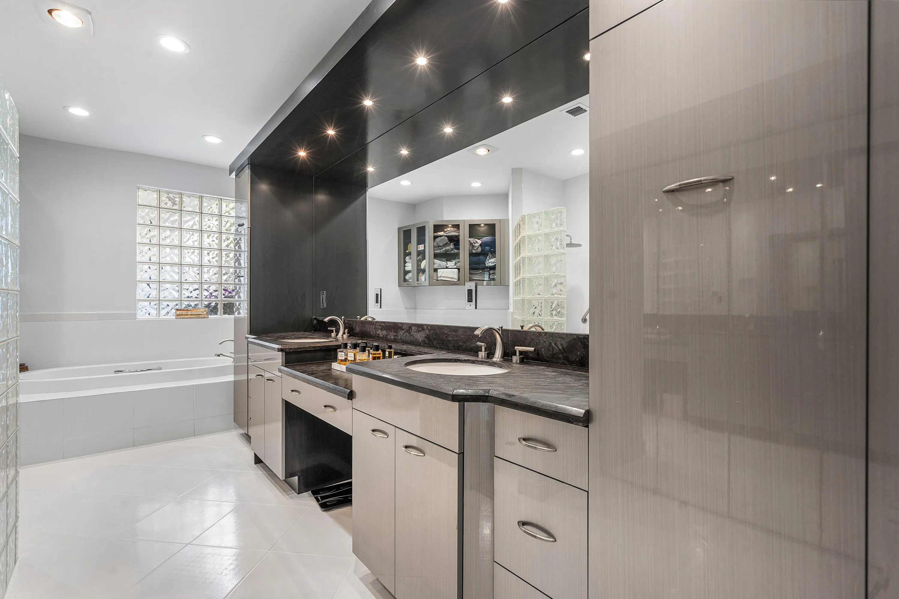 17128 Newport Club Drive