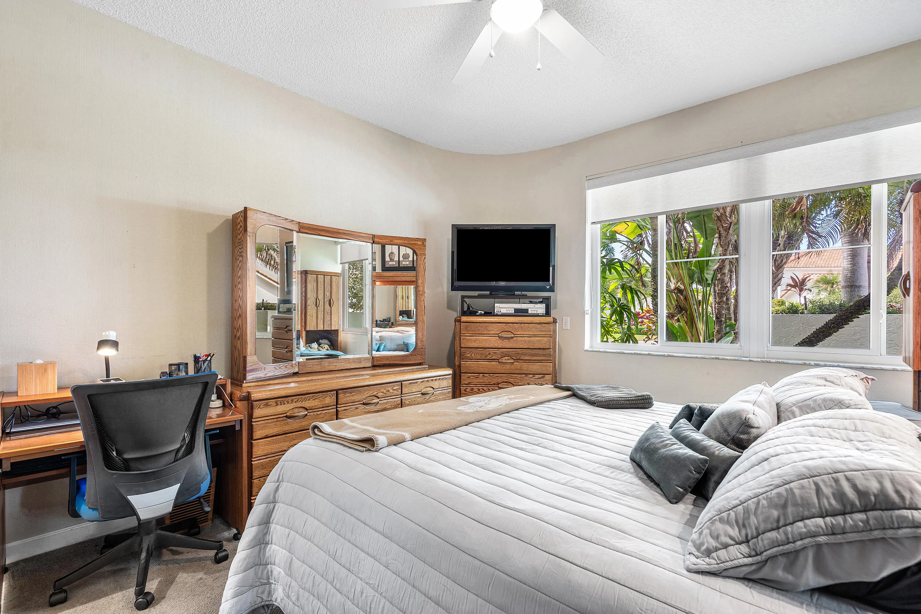 17128 Newport Club Drive