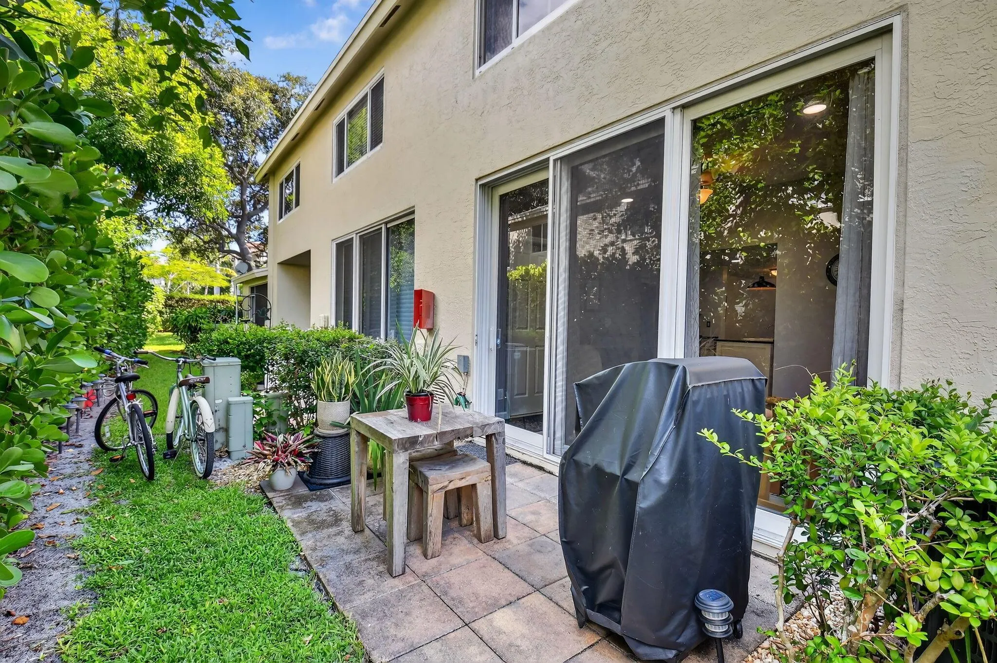 831 Kokomo Key Lane