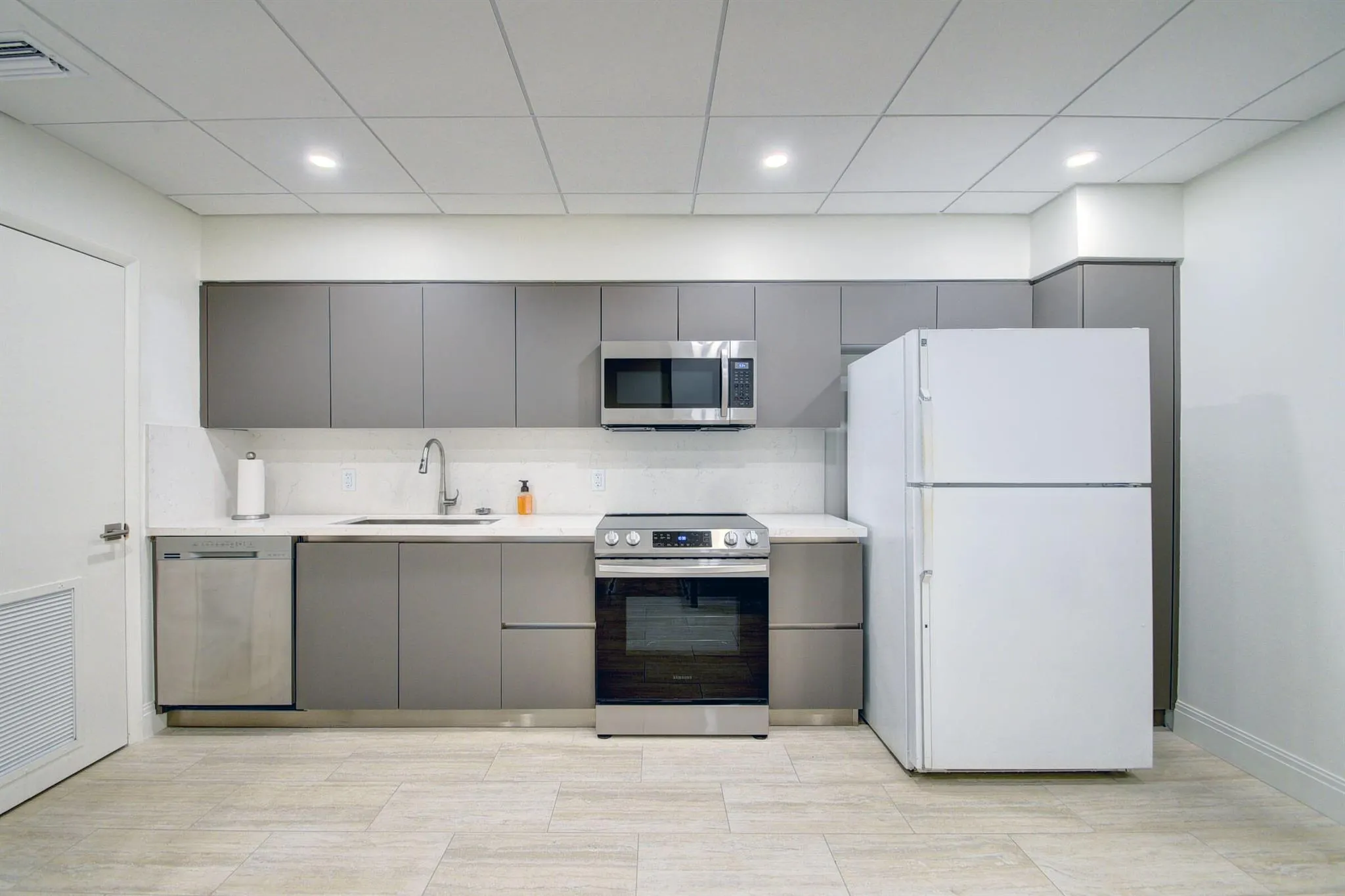 2295 S Ocean Boulevard, #804