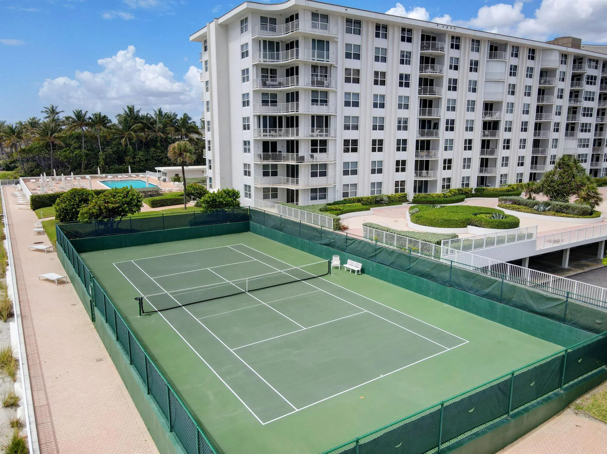 2295 S Ocean Boulevard, #804