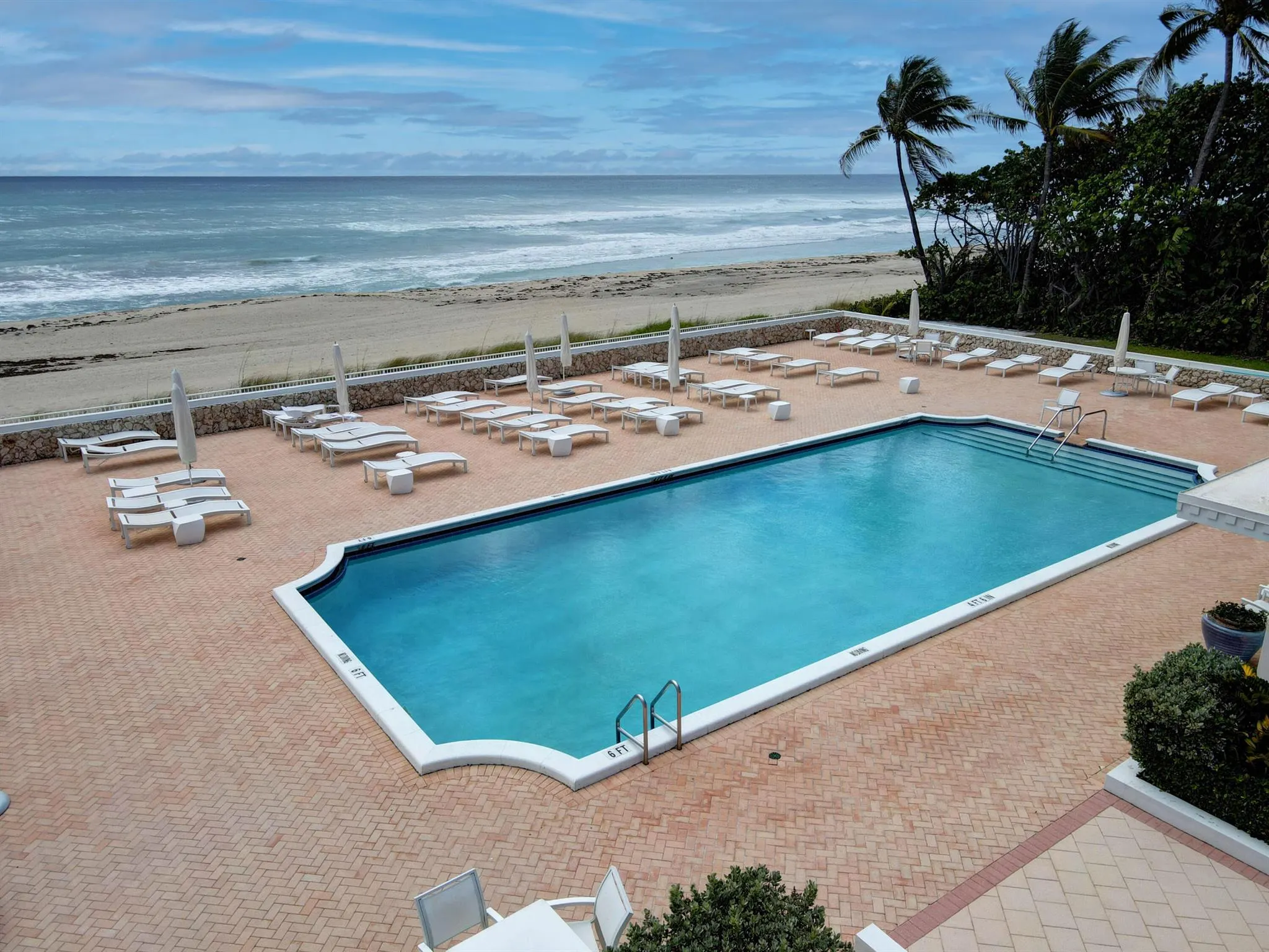 2295 S Ocean Boulevard, #804