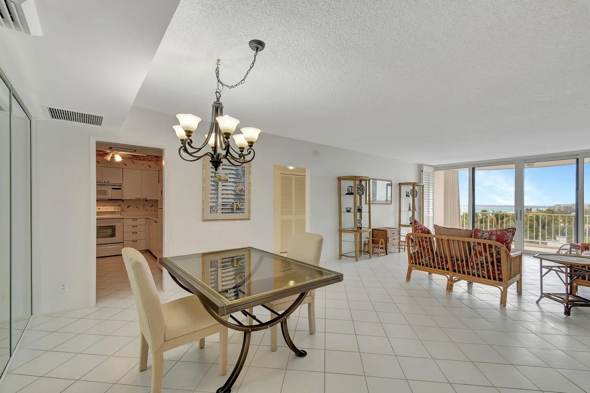 2295 S Ocean Boulevard, #804