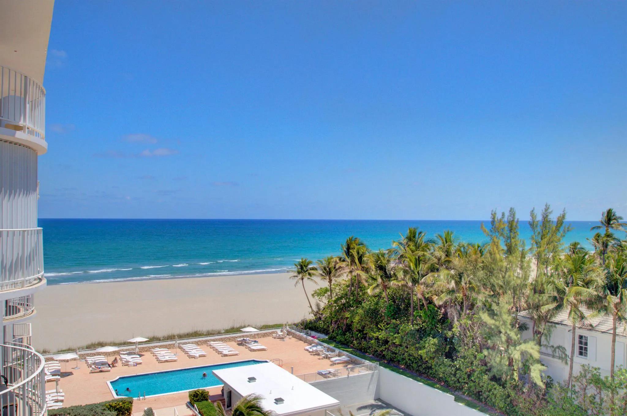 2295 S Ocean Boulevard, #804