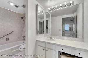 2295 S Ocean Boulevard, #804