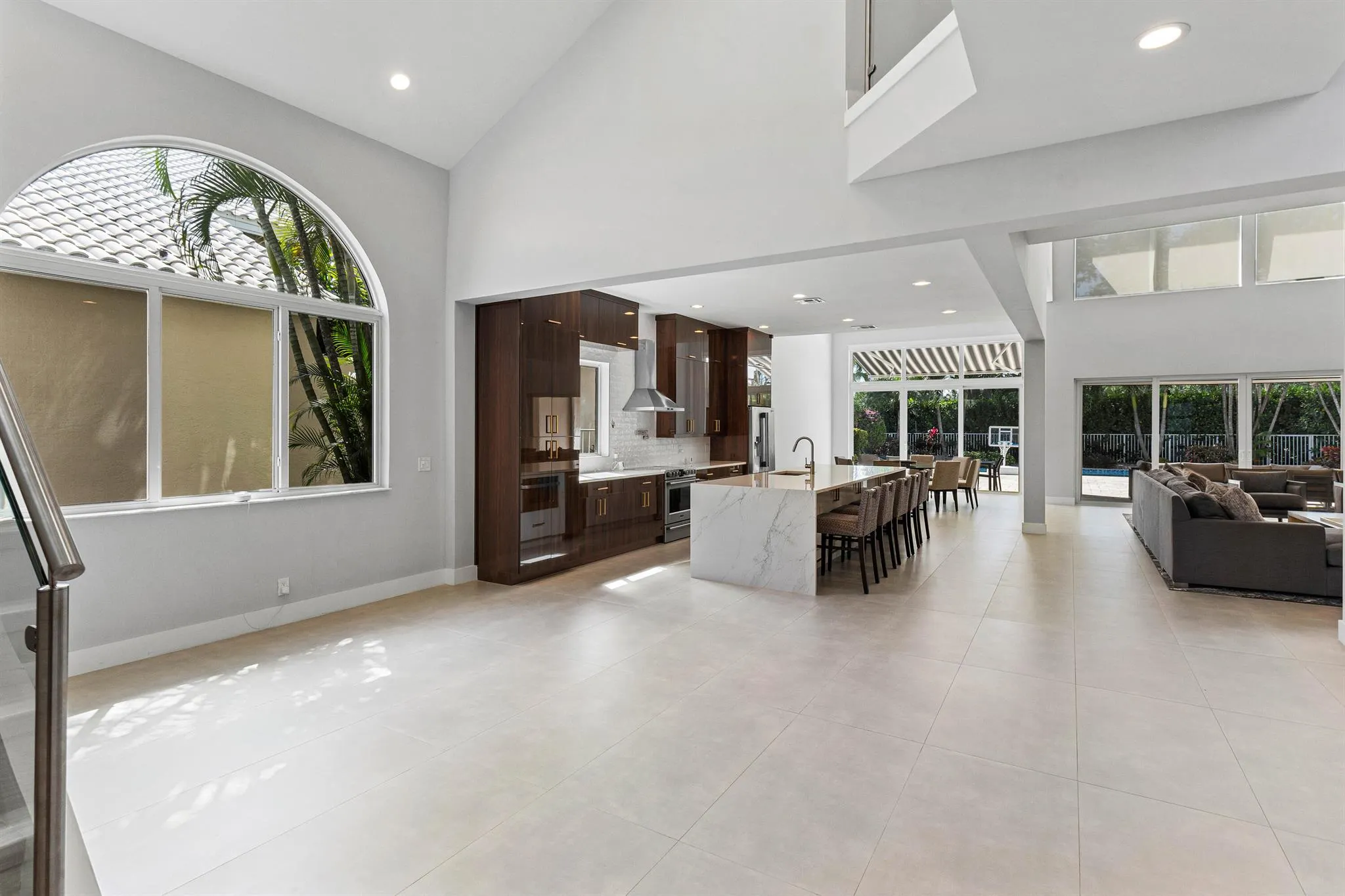 17371 Bridleway Trail