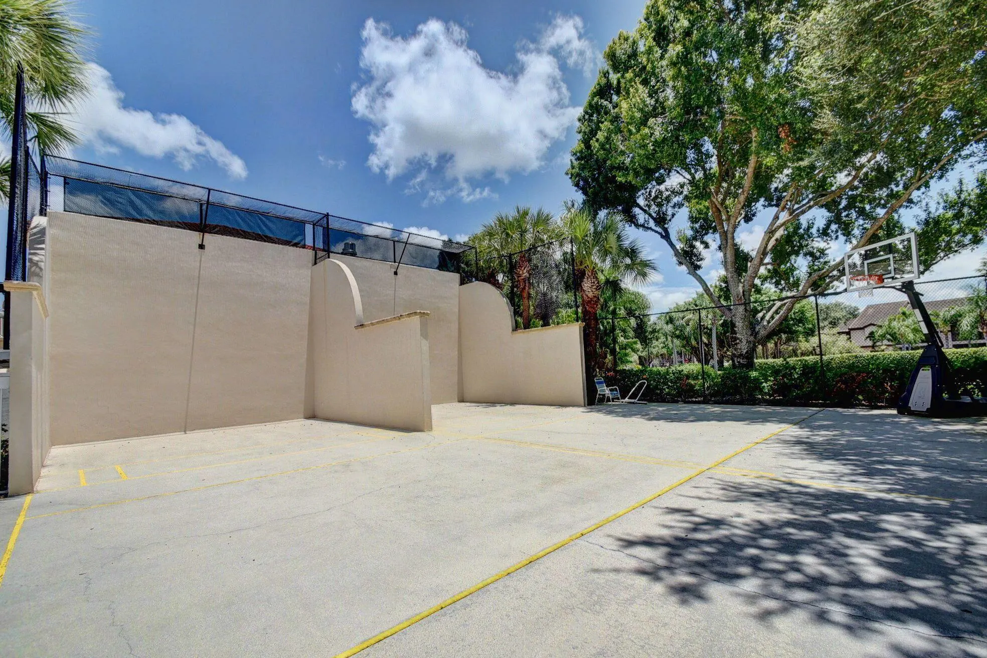 5382 Venetia Court, #D