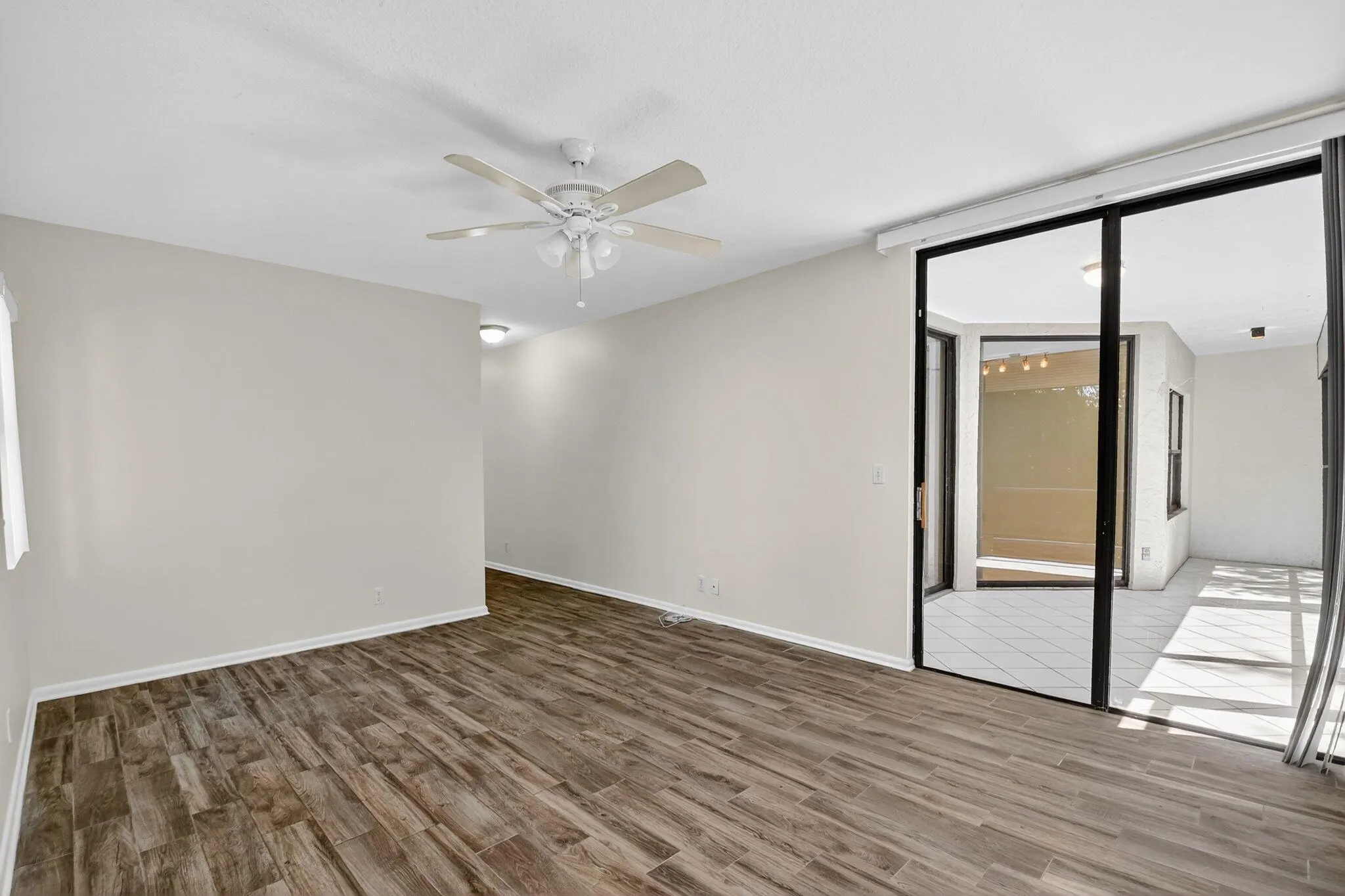 5382 Venetia Court, #D