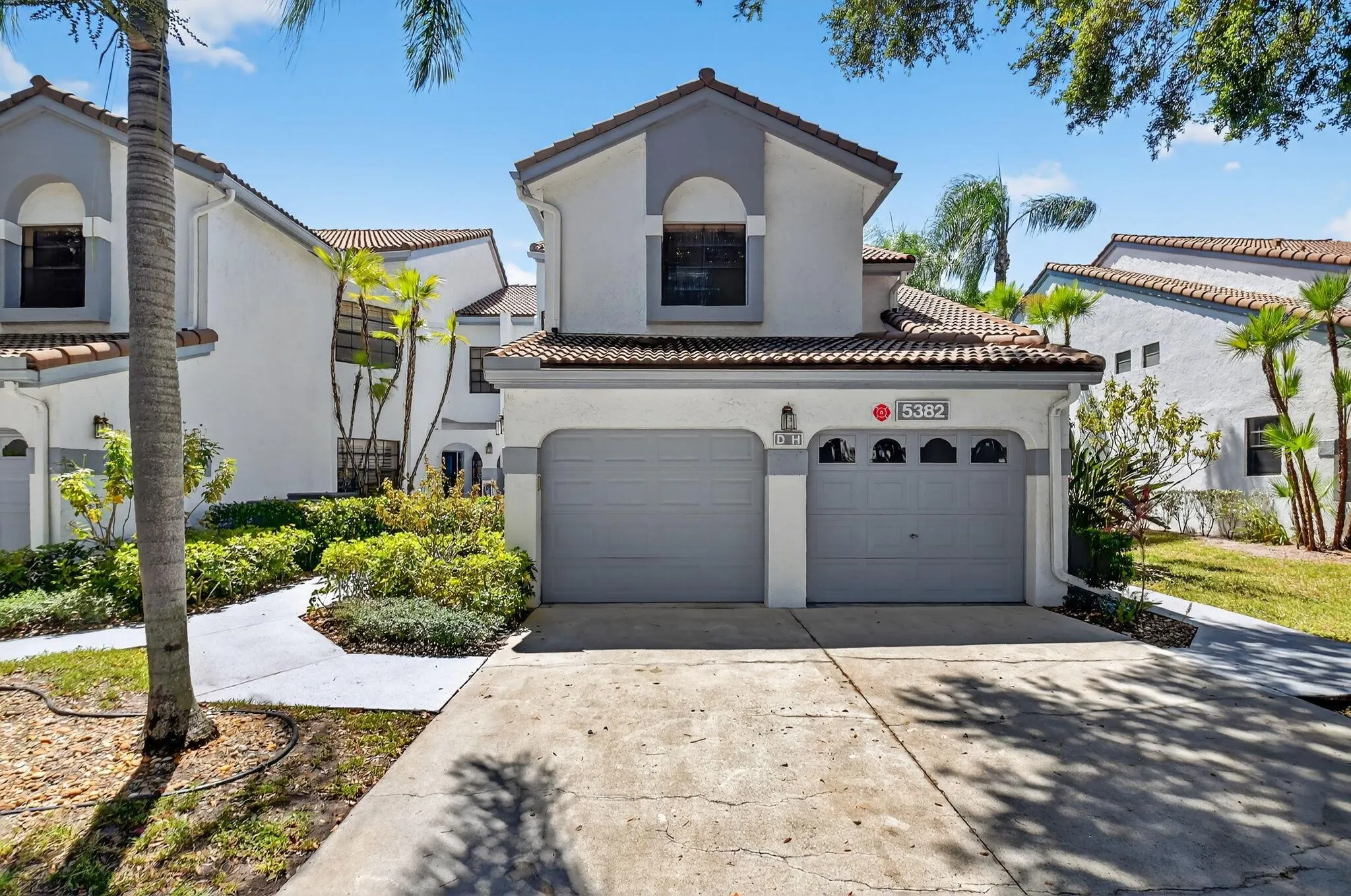 5382 Venetia Court, #D