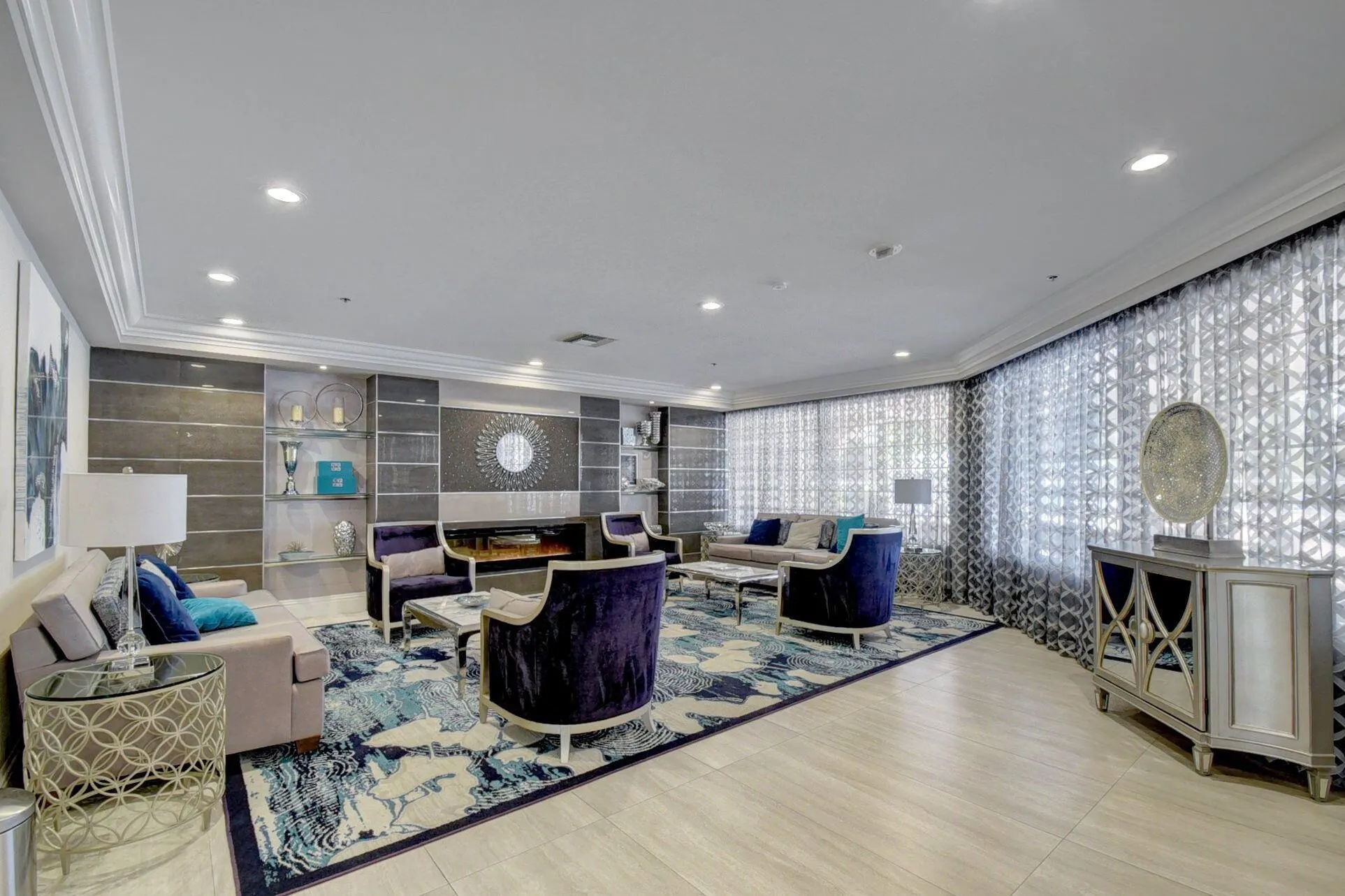 5382 Venetia Court, #D