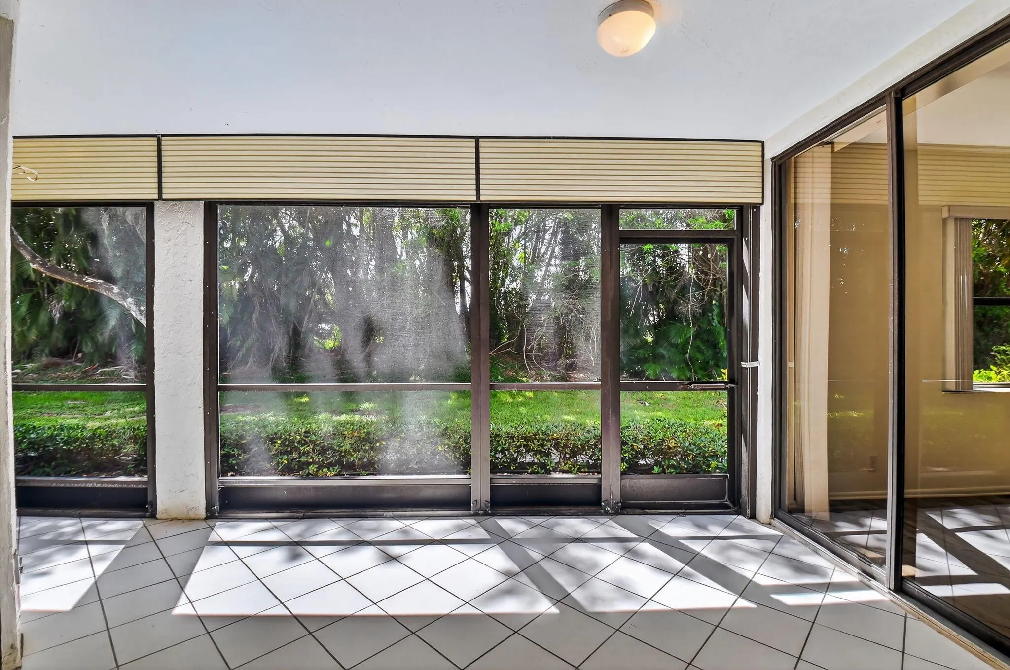 5382 Venetia Court, #D