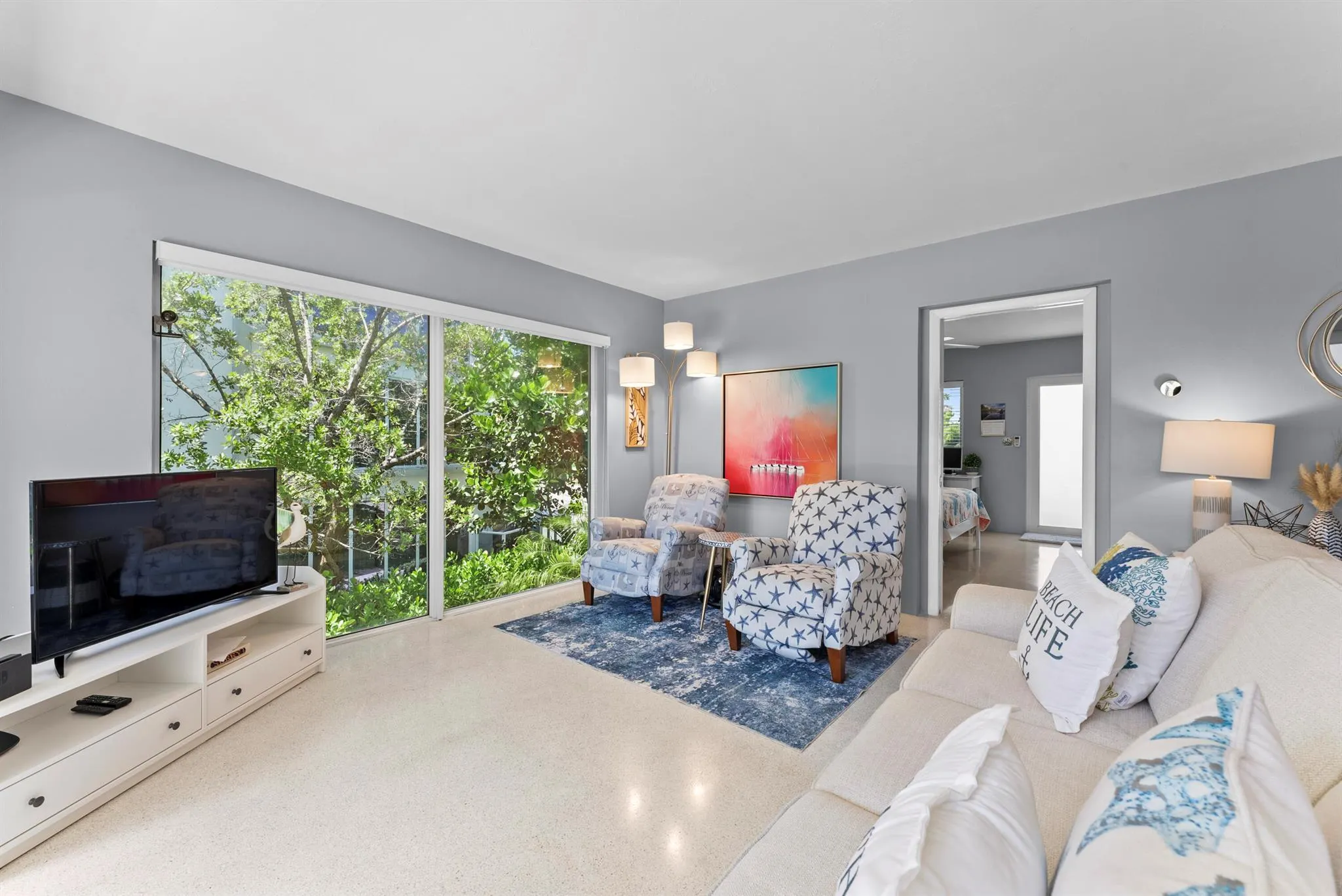 1203 Hillsboro Mile, #5b